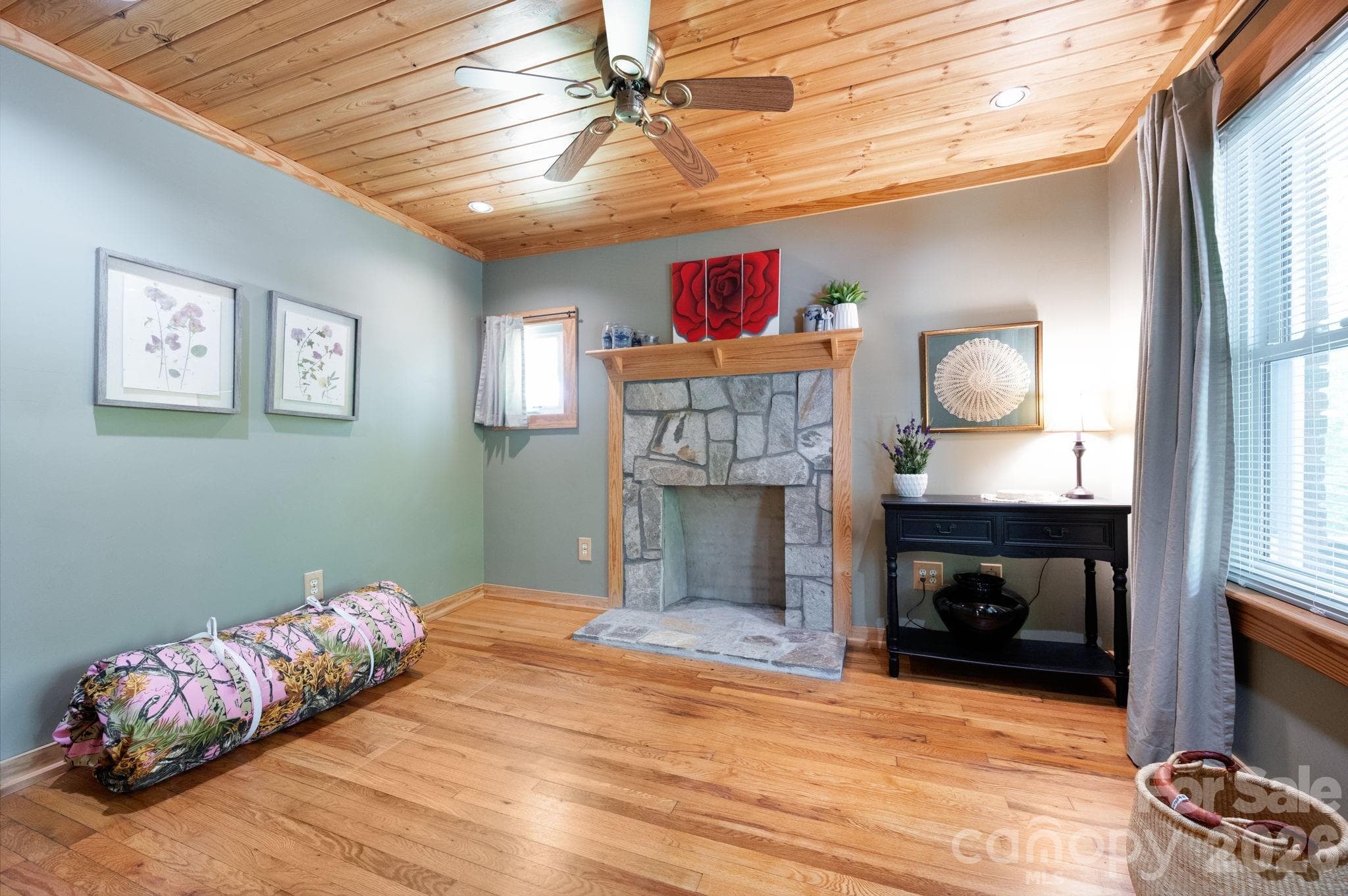 Single Family Residence at Asheville, photo 4 of 48