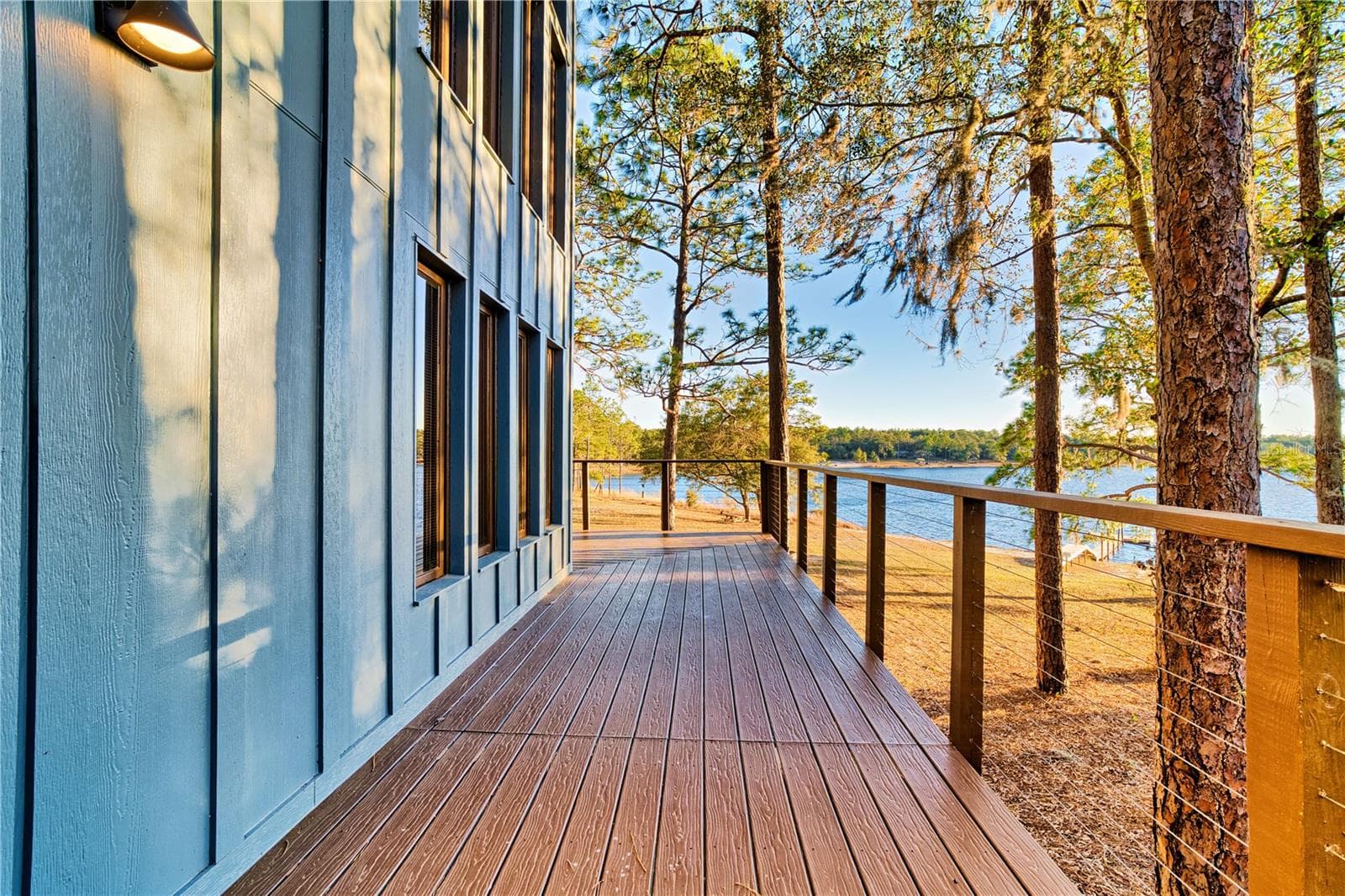 Single Family Residence at 123 MASON LAKE TRL, HAWTHORNE, photo 6 of 50