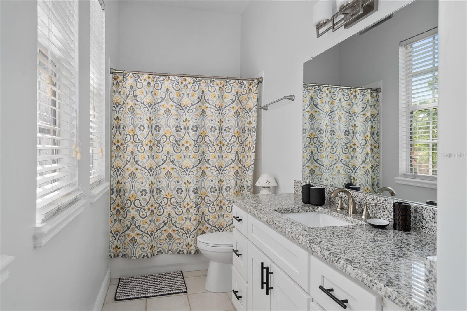 Bathroom 5 upstairs - 9057 BALMORAL MEWS SQ, WINDERMERE