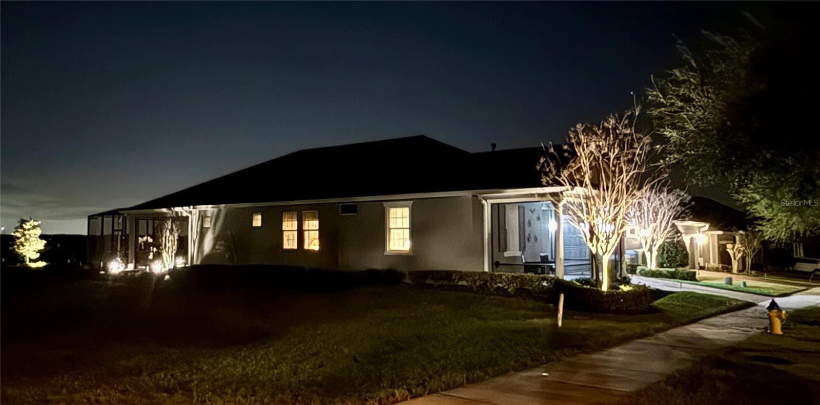 Single Family Residence at 334 SILVER MAPLE RD, GROVELAND, photo 46 of 57