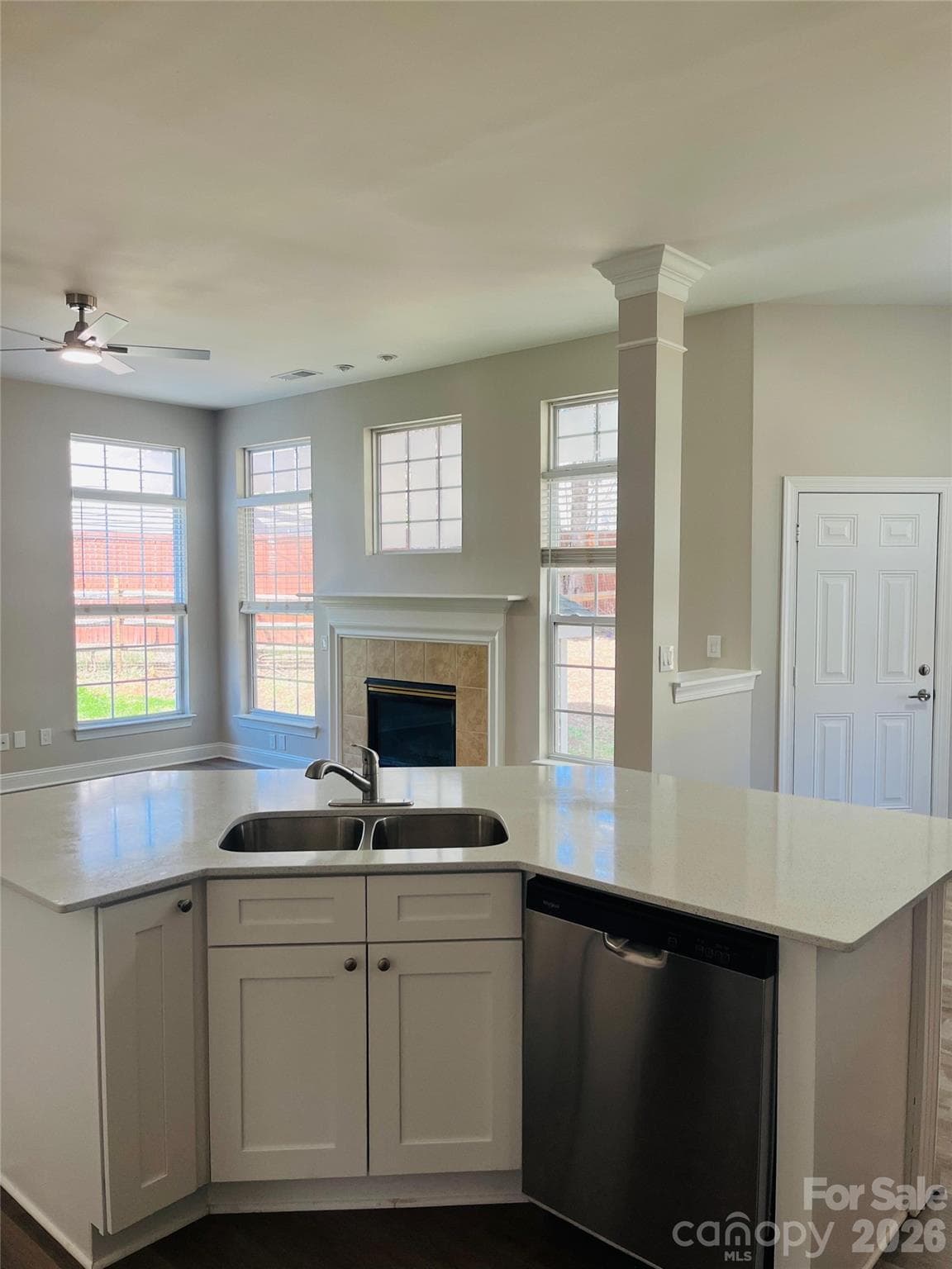Single Family Residence at 4630 Appley Mead Lane, Charlotte, photo 6 of 29