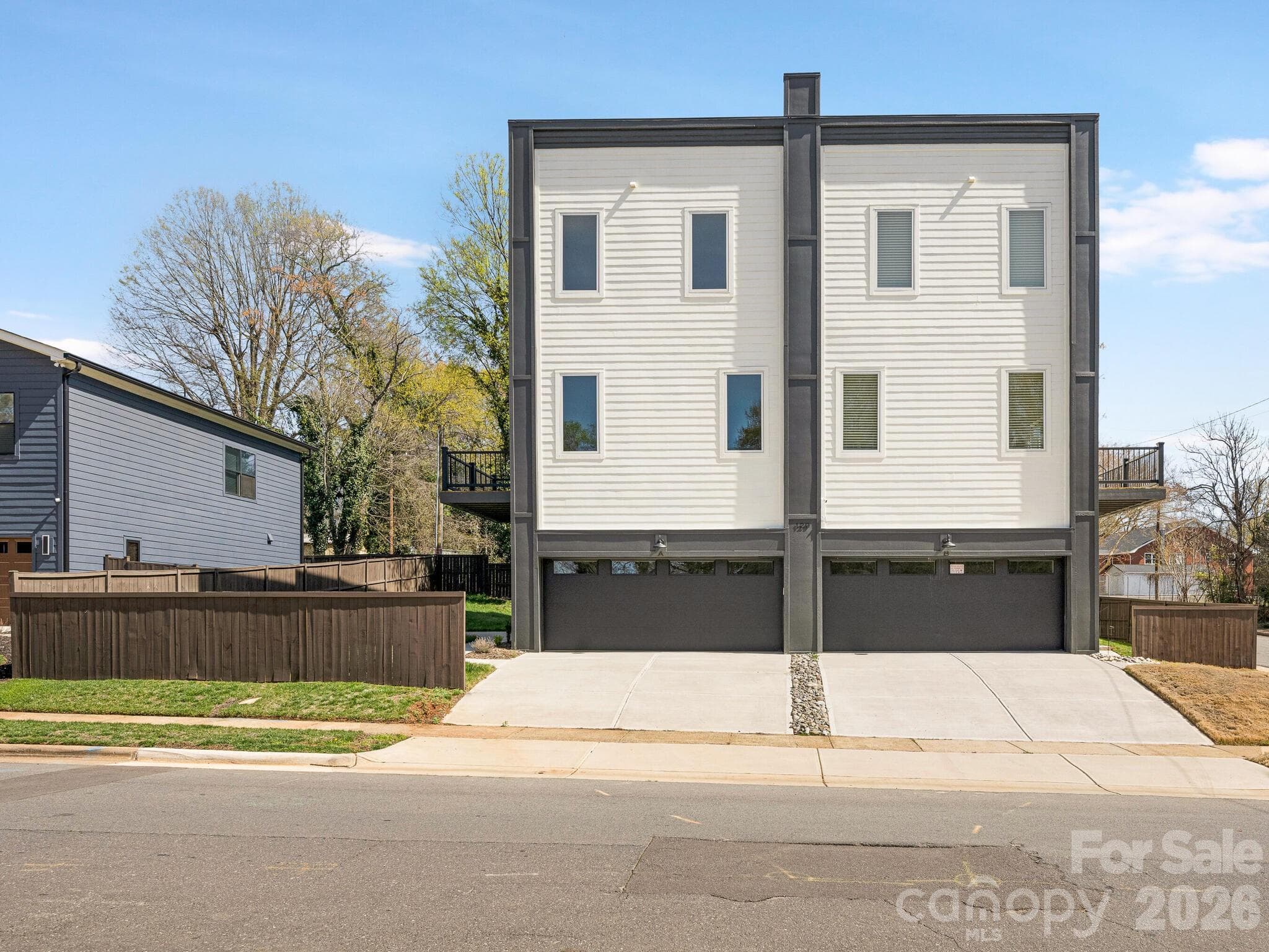 Townhouse at Charlotte, photo 2 of 36
