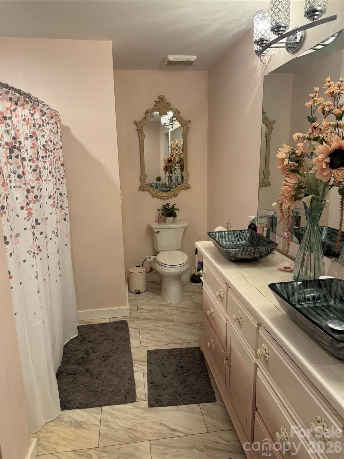 Spacious Upper Master bathroom with vessel sinks - 5111 Stockbridge Drive, Mount Holly