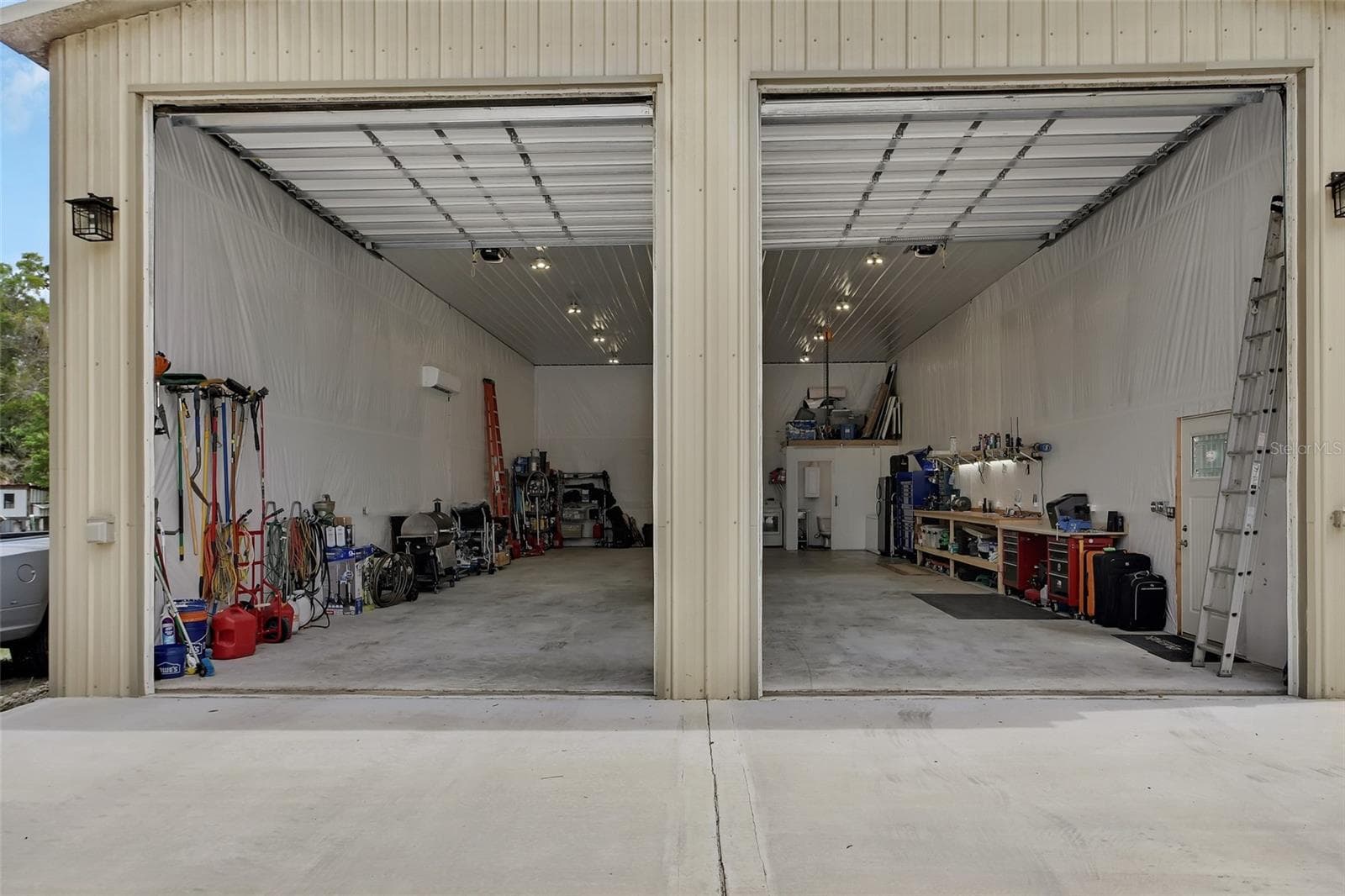 doors on outbuilding - 4611 GRAND AVE, DE LEON SPRINGS