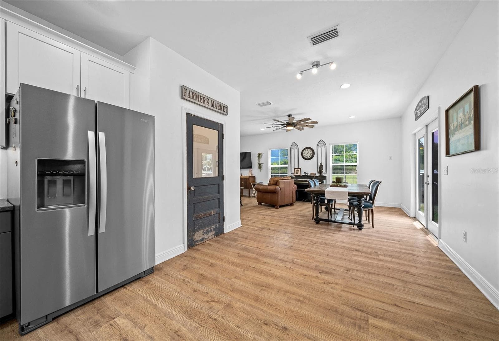 Kithen/ Dining - 13576 NW COUNTY ROAD 235, ALACHUA