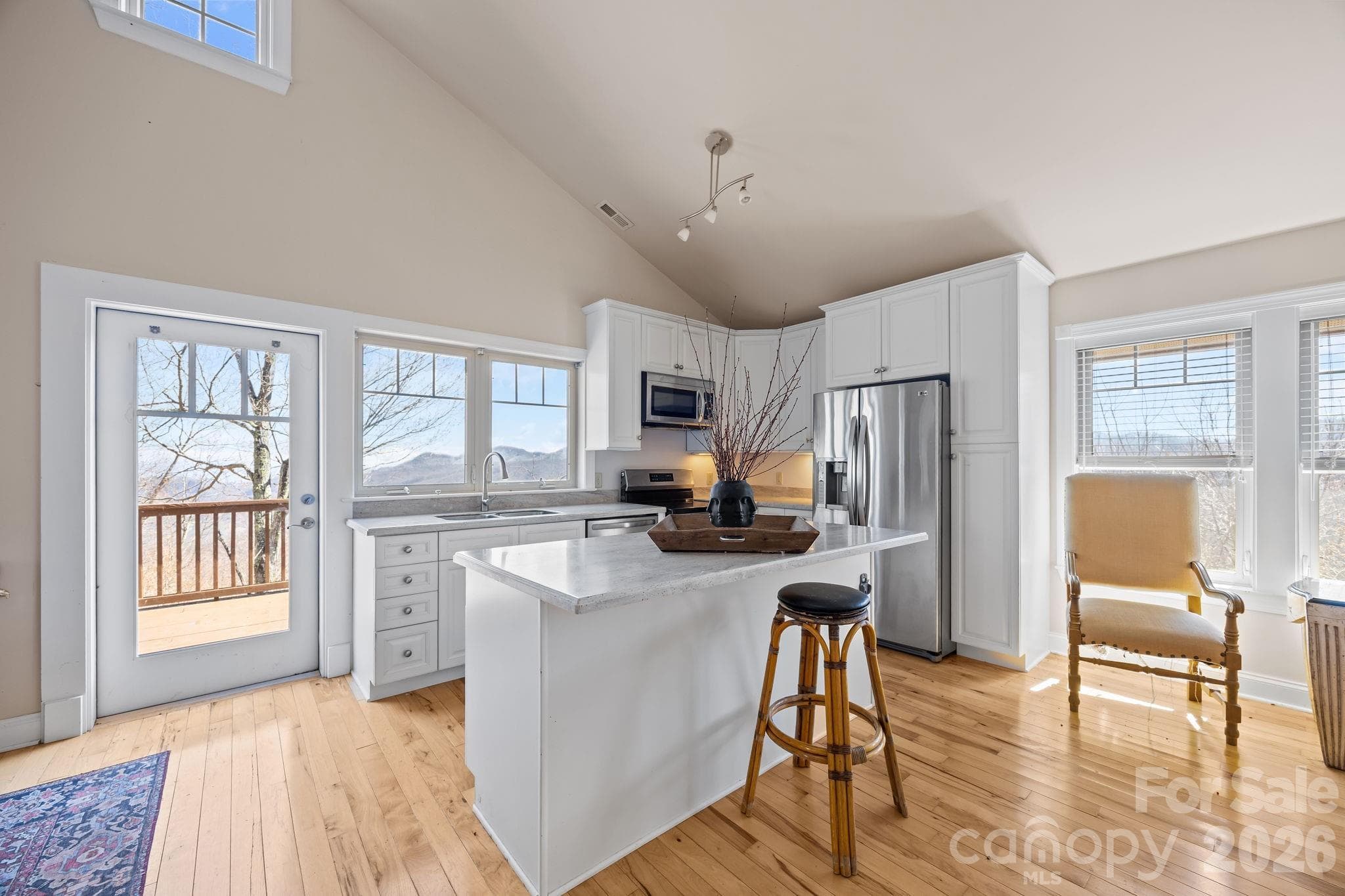 Condominium at 5 Lila Lane, Clyde, photo 6 of 38