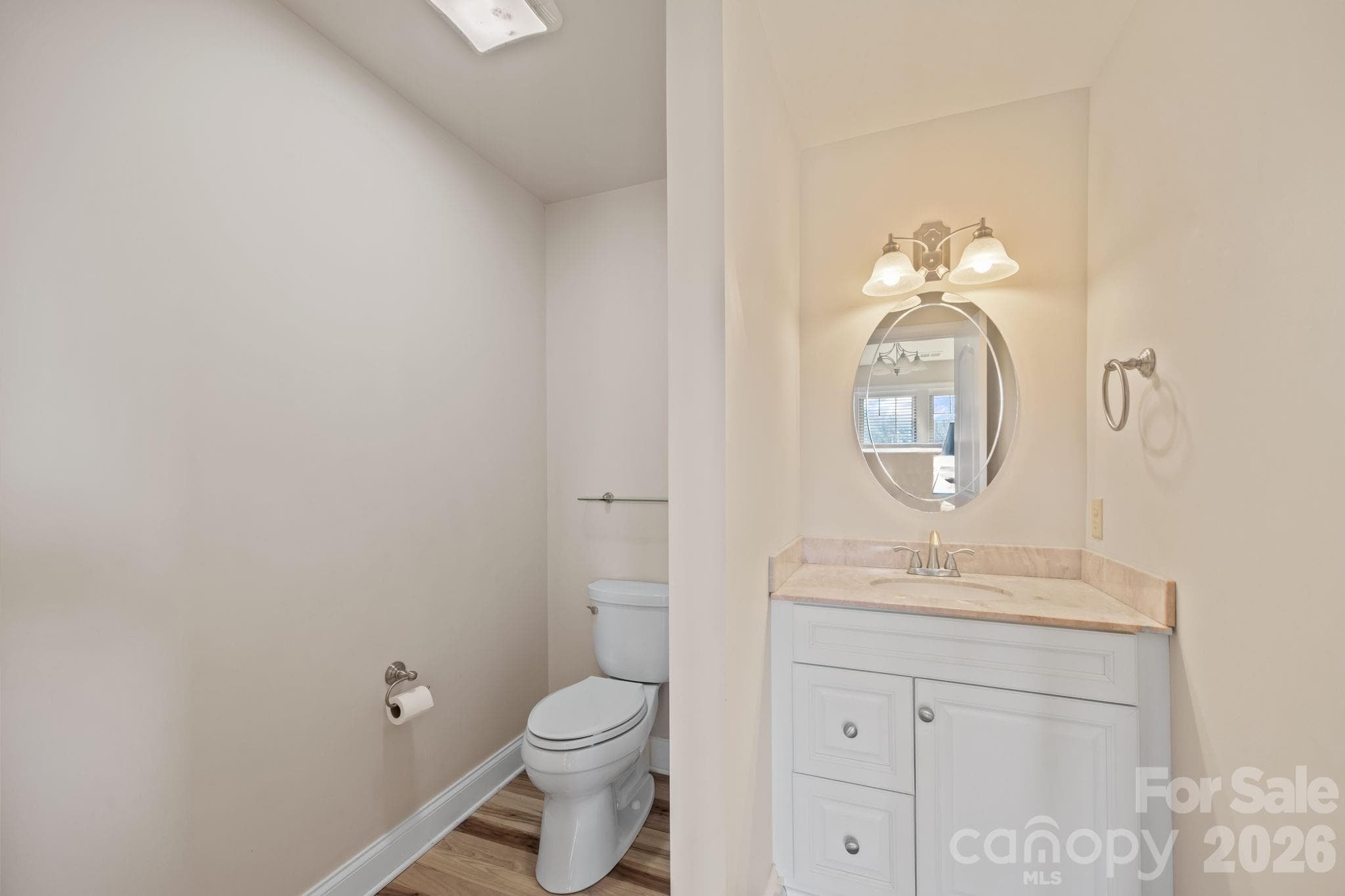 Condominium at 5 Lila Lane, Clyde, photo 14 of 38