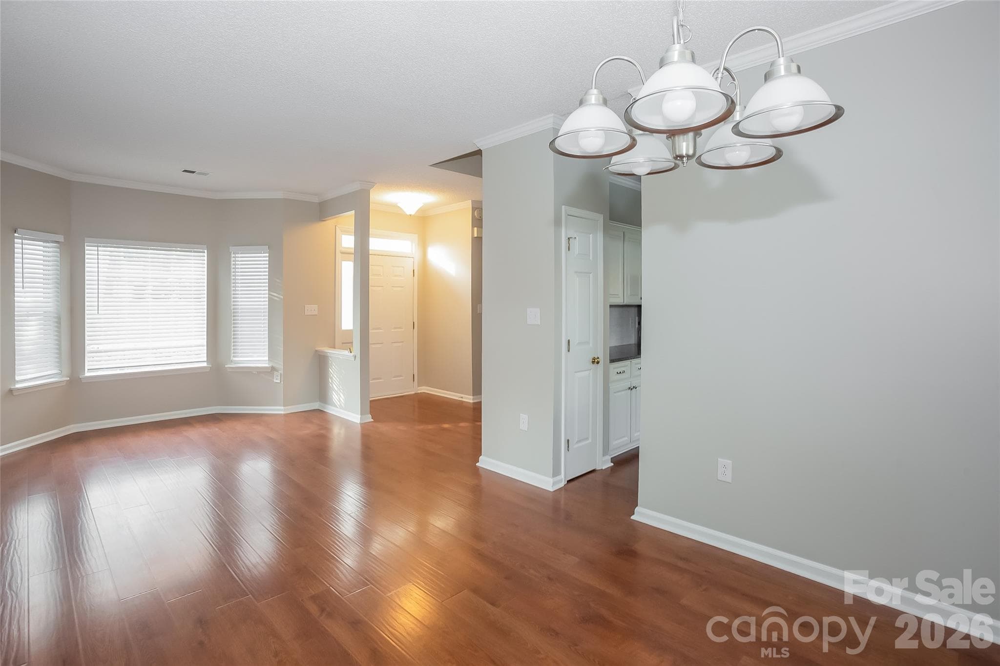 Single Family Residence at 7300 Reynard Lane, Charlotte, photo 3 of 11