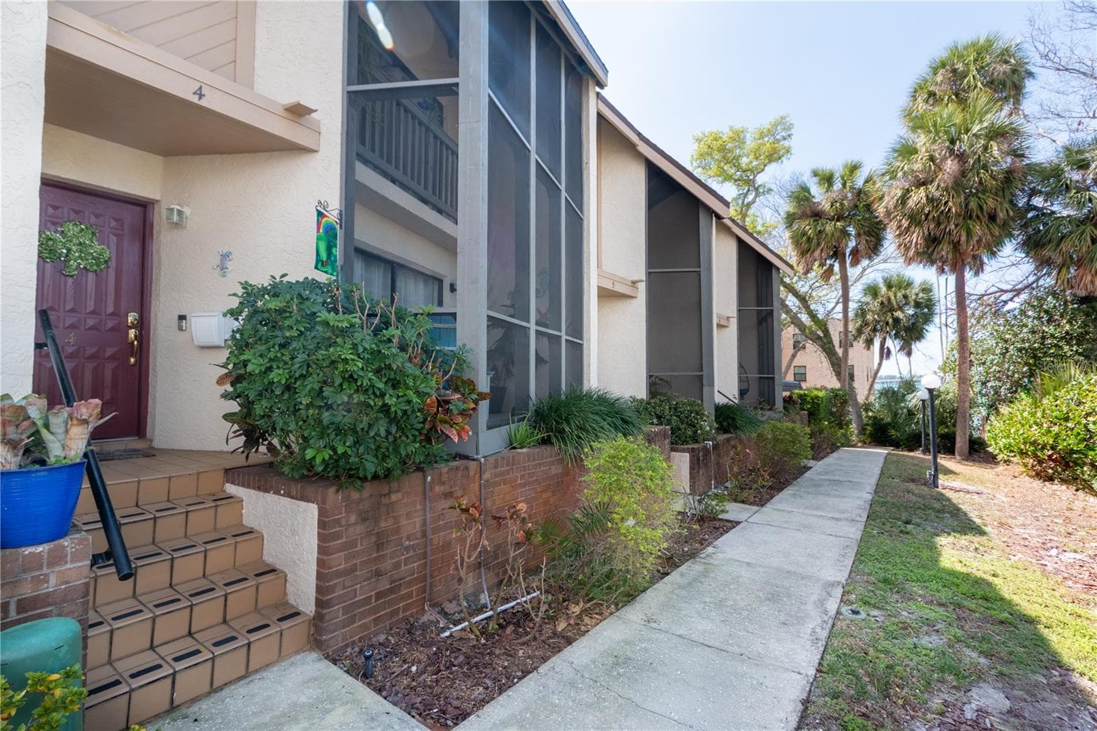 15 TURNER ST #4