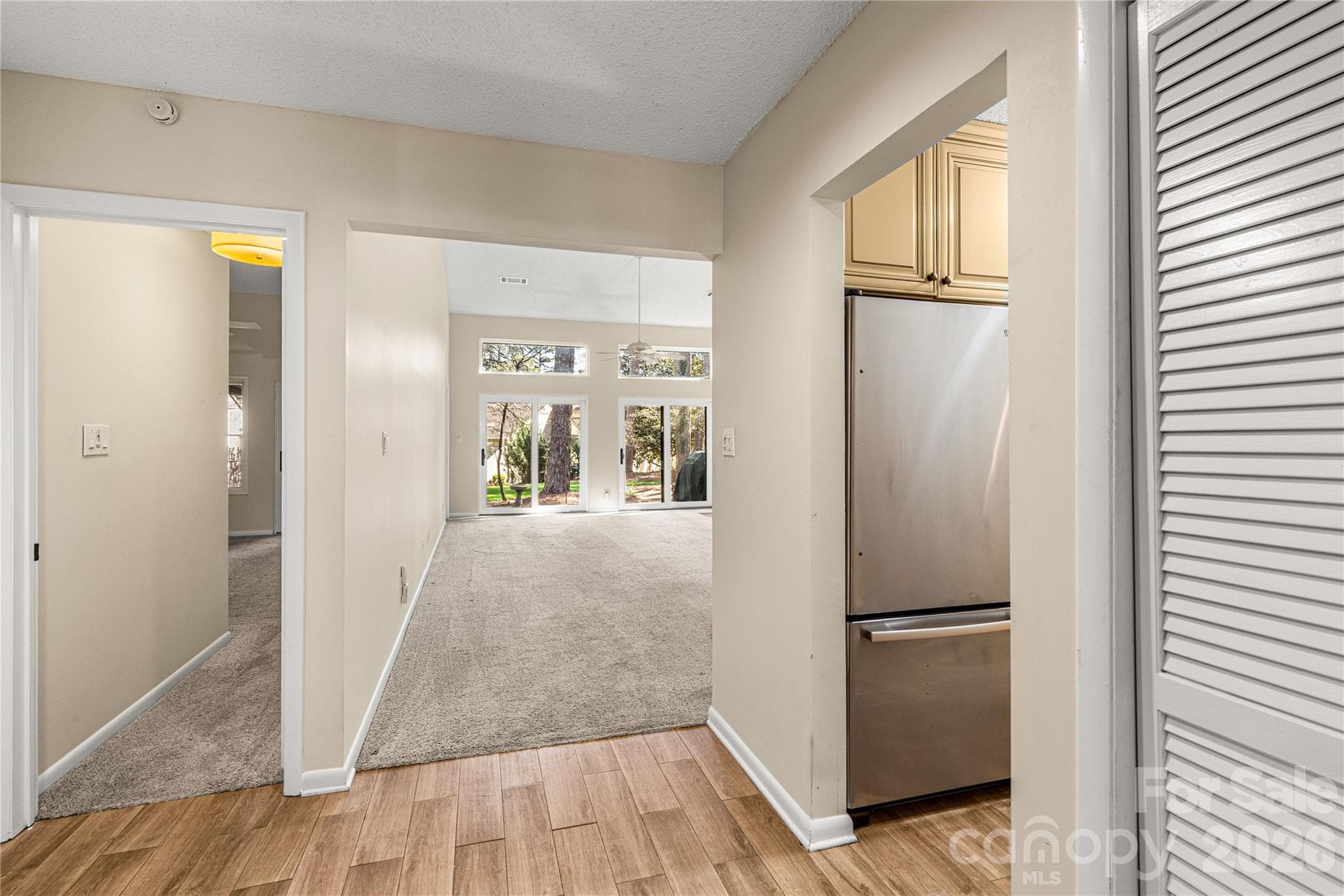 Condominium at Clover, photo 6 of 40