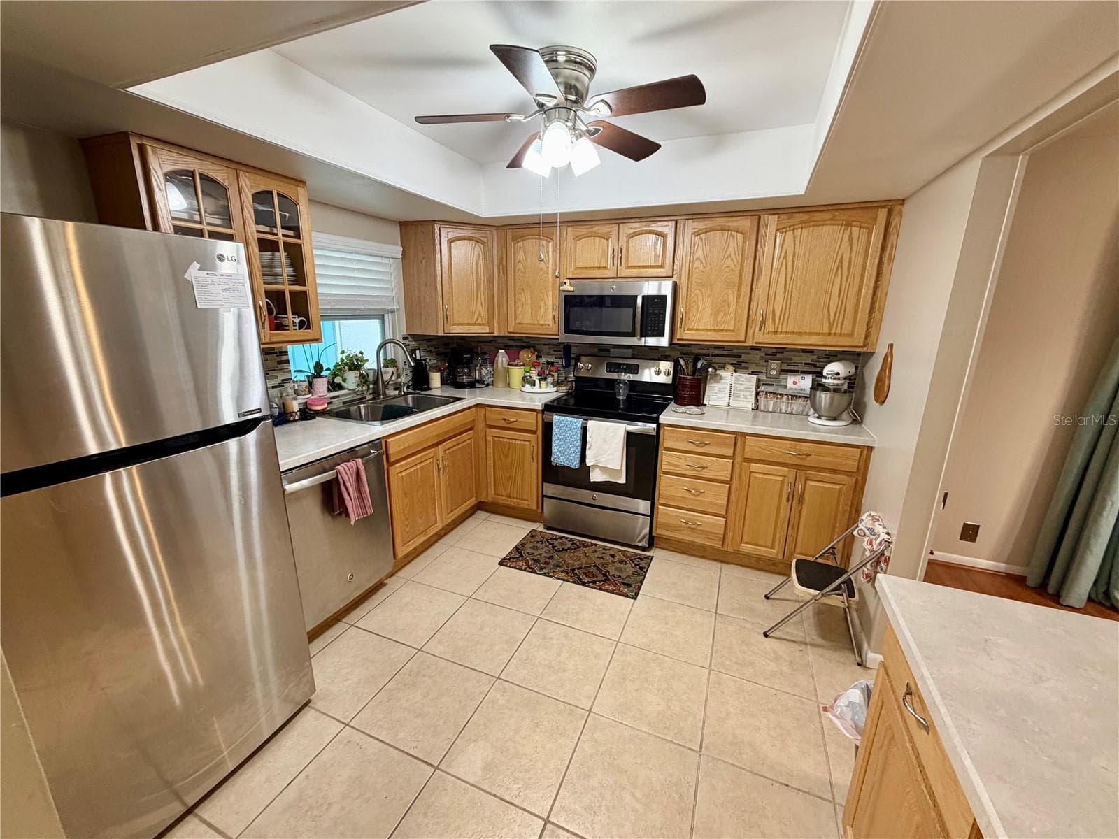 Villa at 524 CAMEO DR, LAKELAND, photo 12 of 34