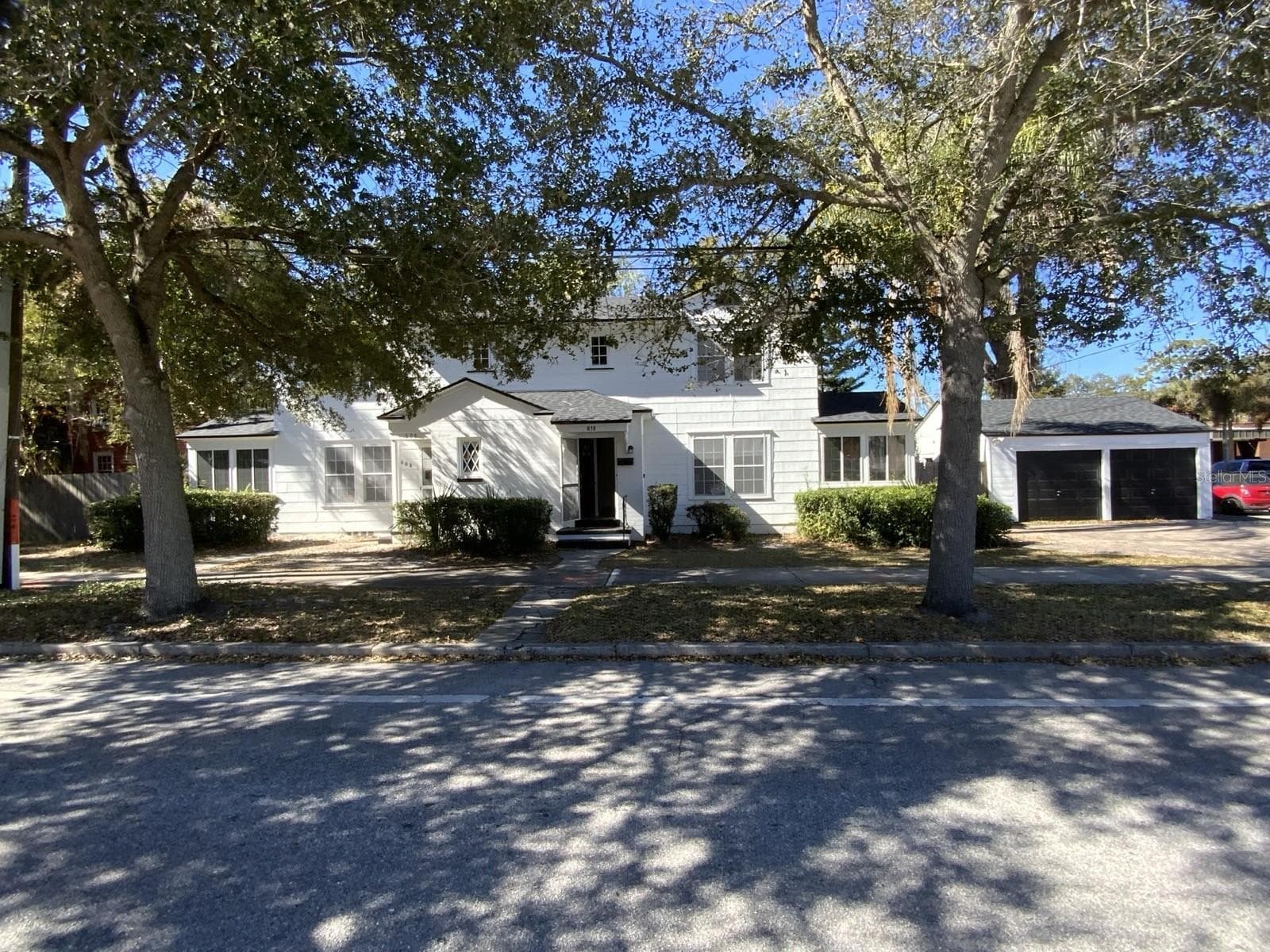 608 HIGHLAND AVE