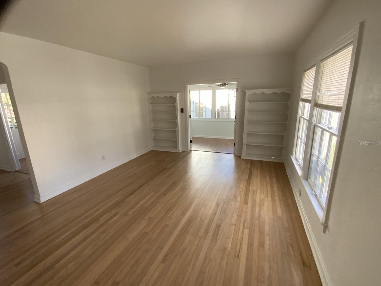 Duplex at 608 HIGHLAND AVE, ORLANDO, photo 5 of 14