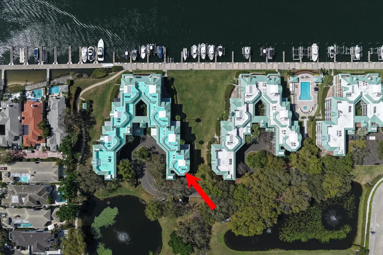 Condominium at 947 SEDDON COVE WAY #947, TAMPA, photo 7 of 101