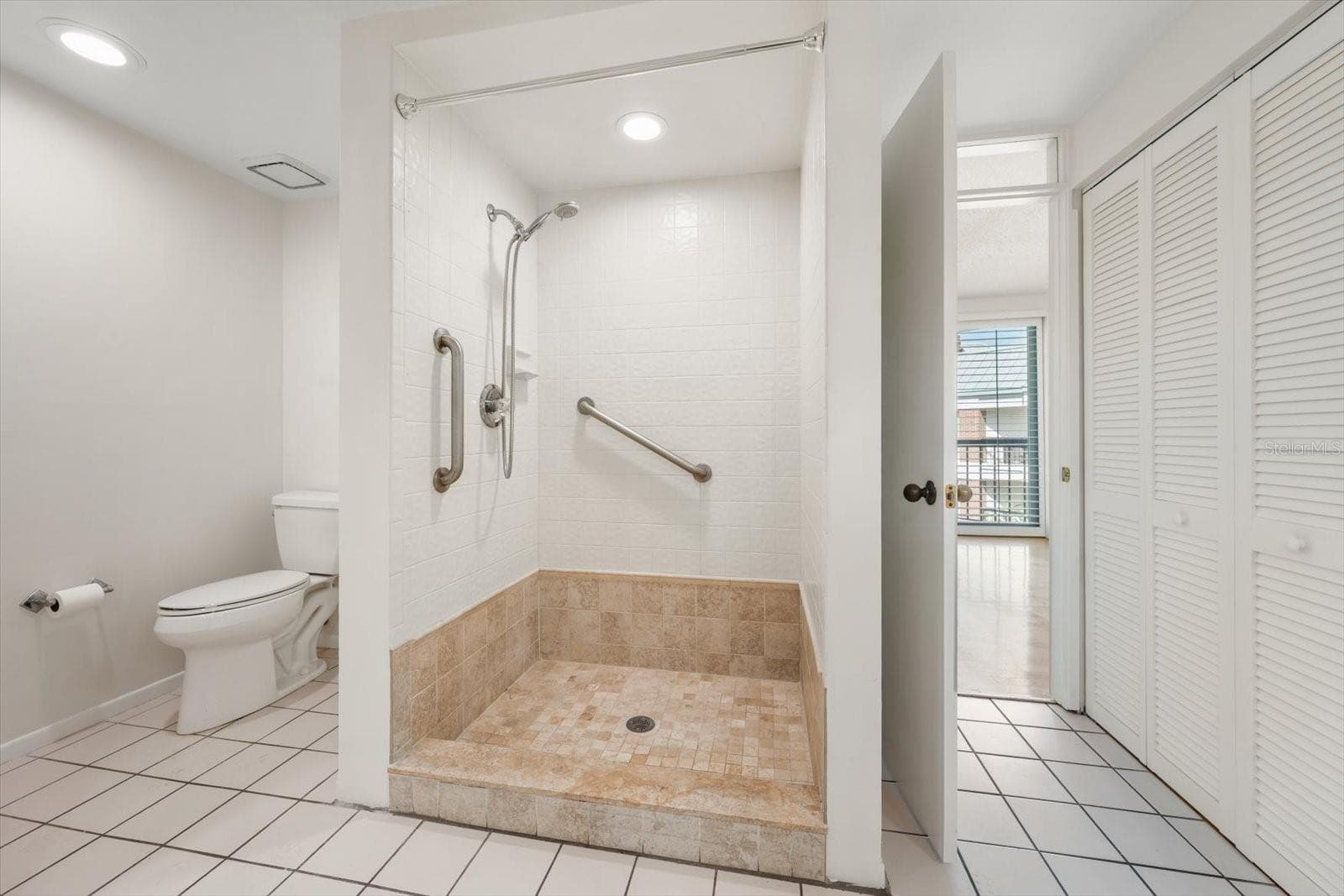 1st floor primary en-suite bathroom - 947 SEDDON COVE WAY #947, TAMPA
