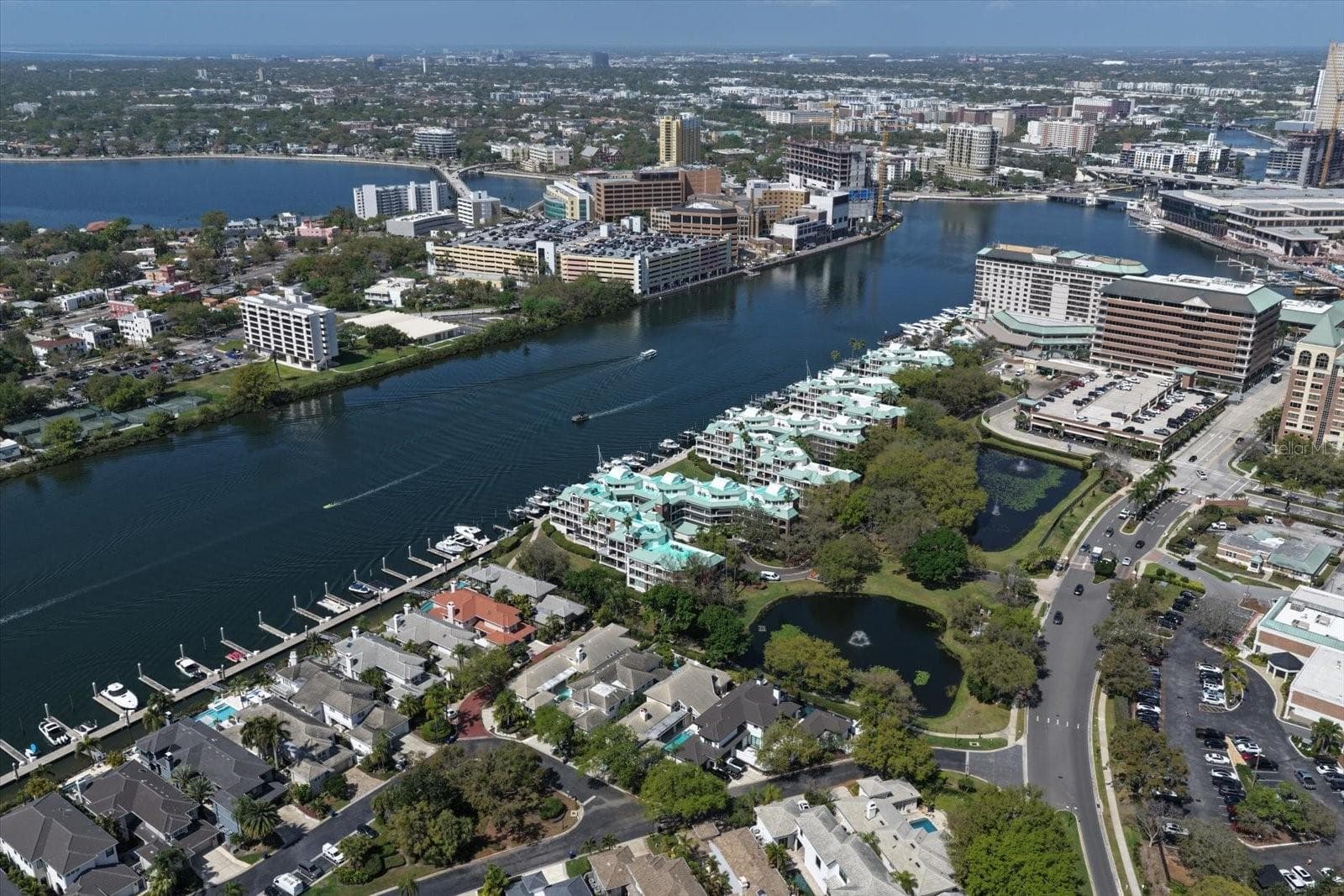 Aerial view of Seddon Cove and Seddon Channel, with Davis Islands and Bayshore Blvd in background. - 947 SEDDON COVE WAY #947, TAMPA