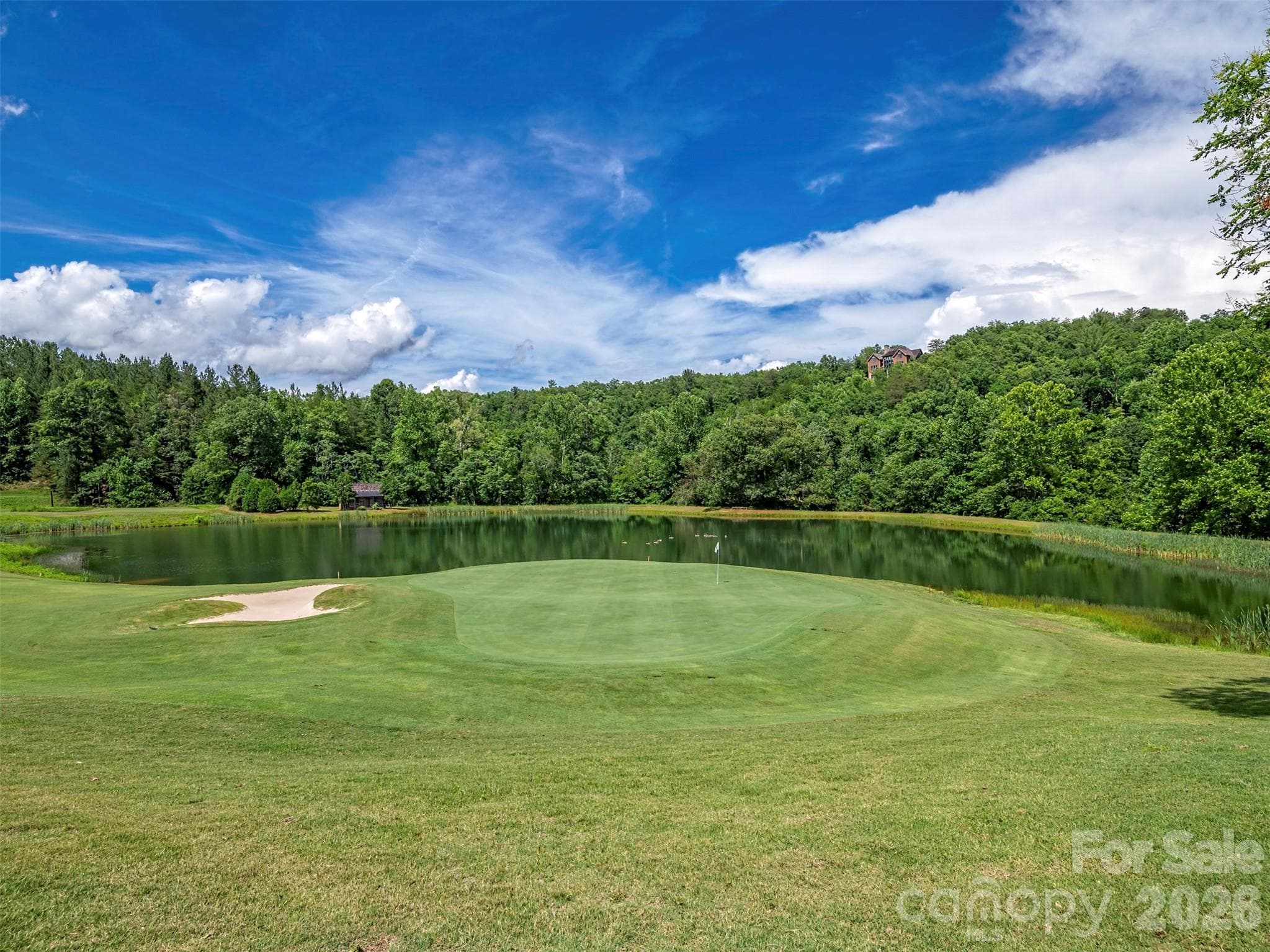 Tom Fazio designed golf course - Mill Spring