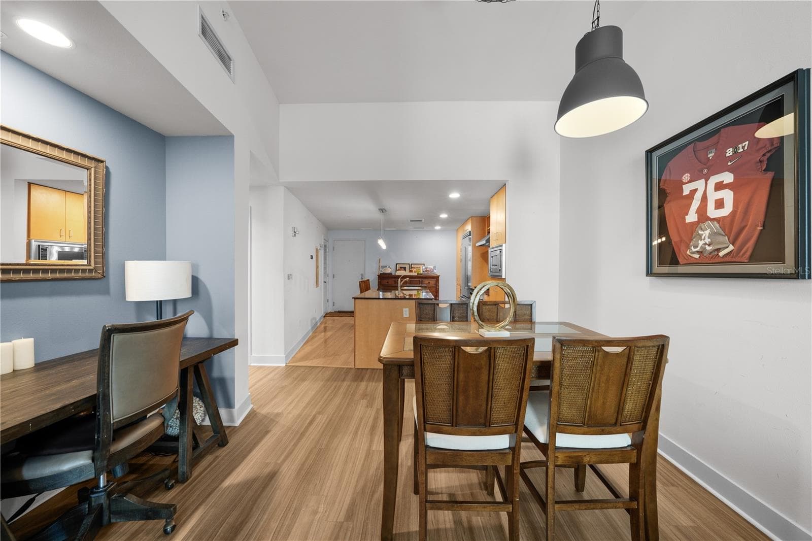 Condominium at 1120 E KENNEDY BLVD #827, TAMPA, photo 16 of 34