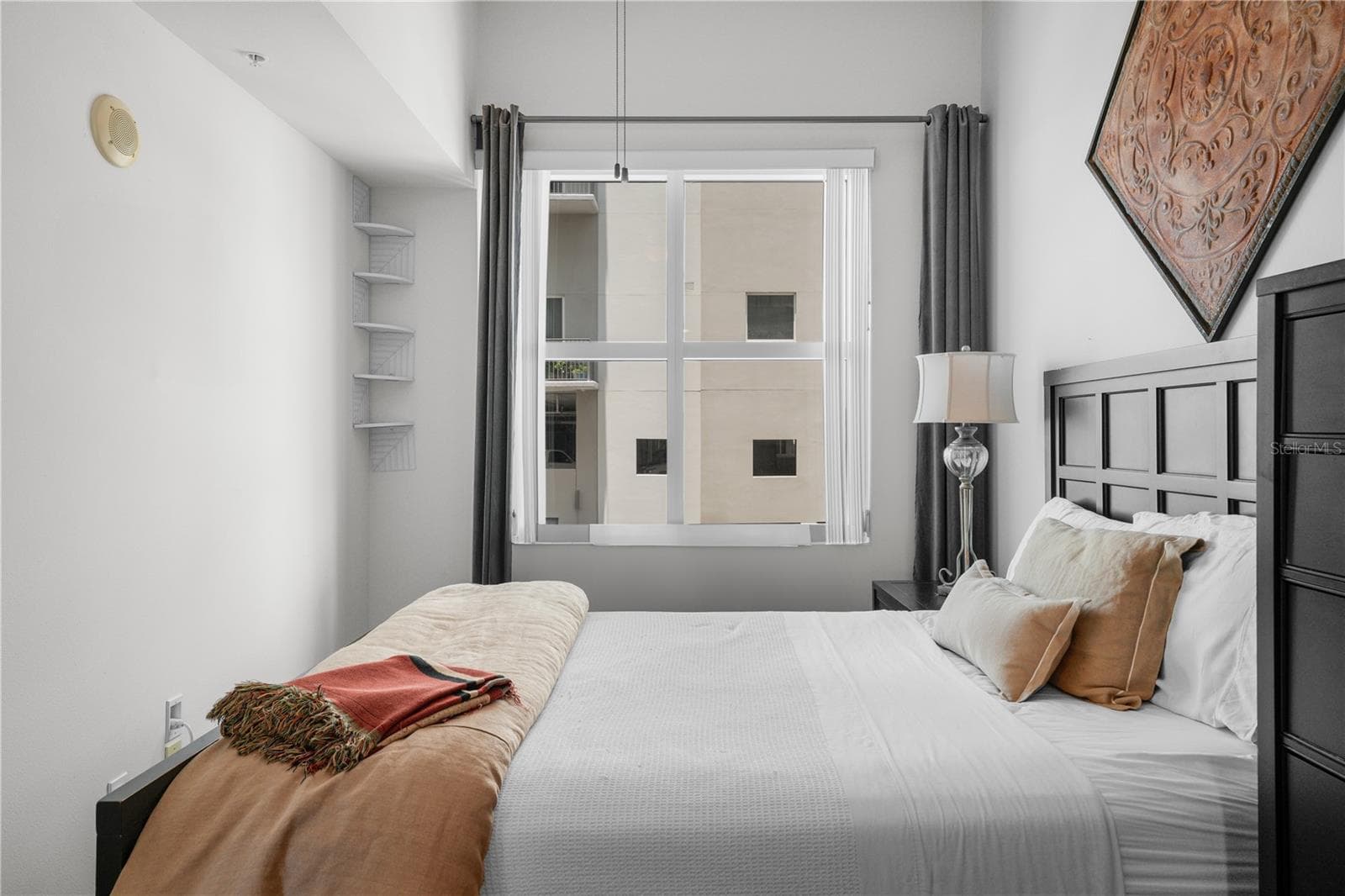 Condominium at 1120 E KENNEDY BLVD #827, TAMPA, photo 19 of 34