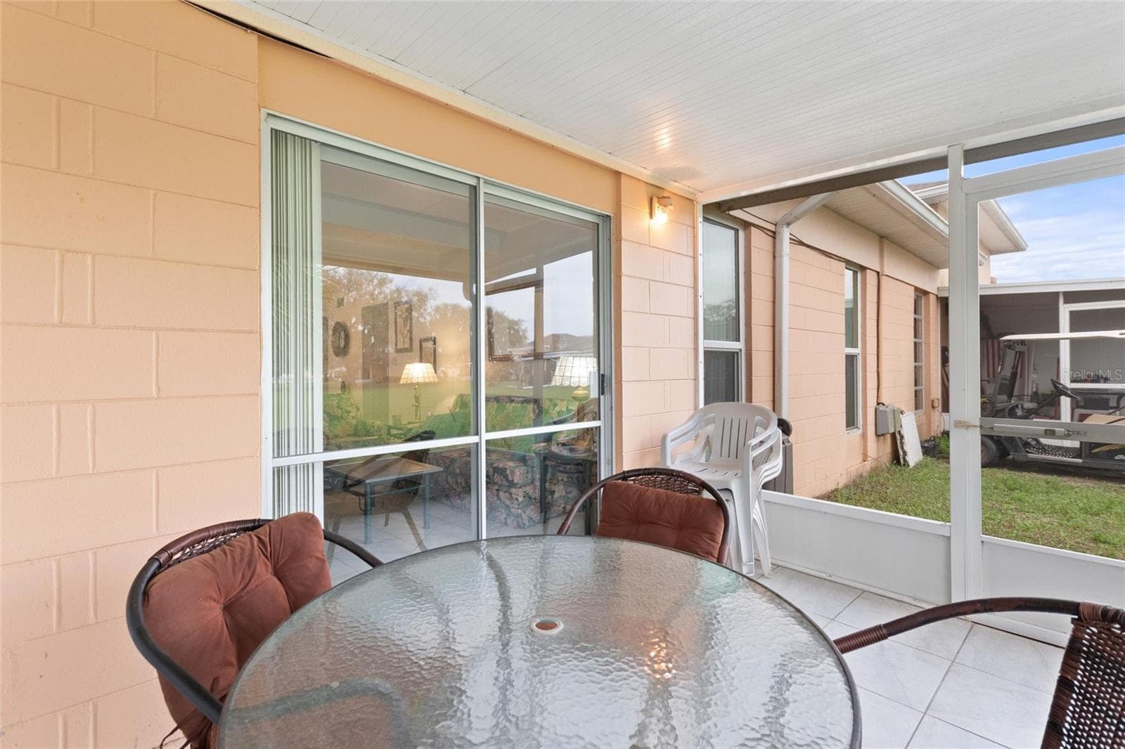 screened porch - 1823 CLUB CIR, LAKE WALES