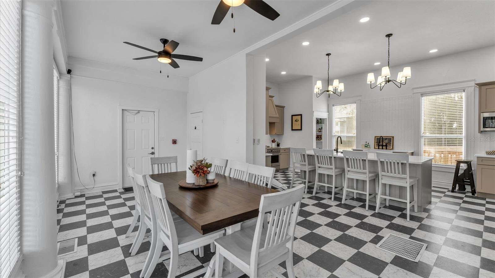 Single Family Residence at 555 E STANFORD ST, BARTOW, photo 24 of 39