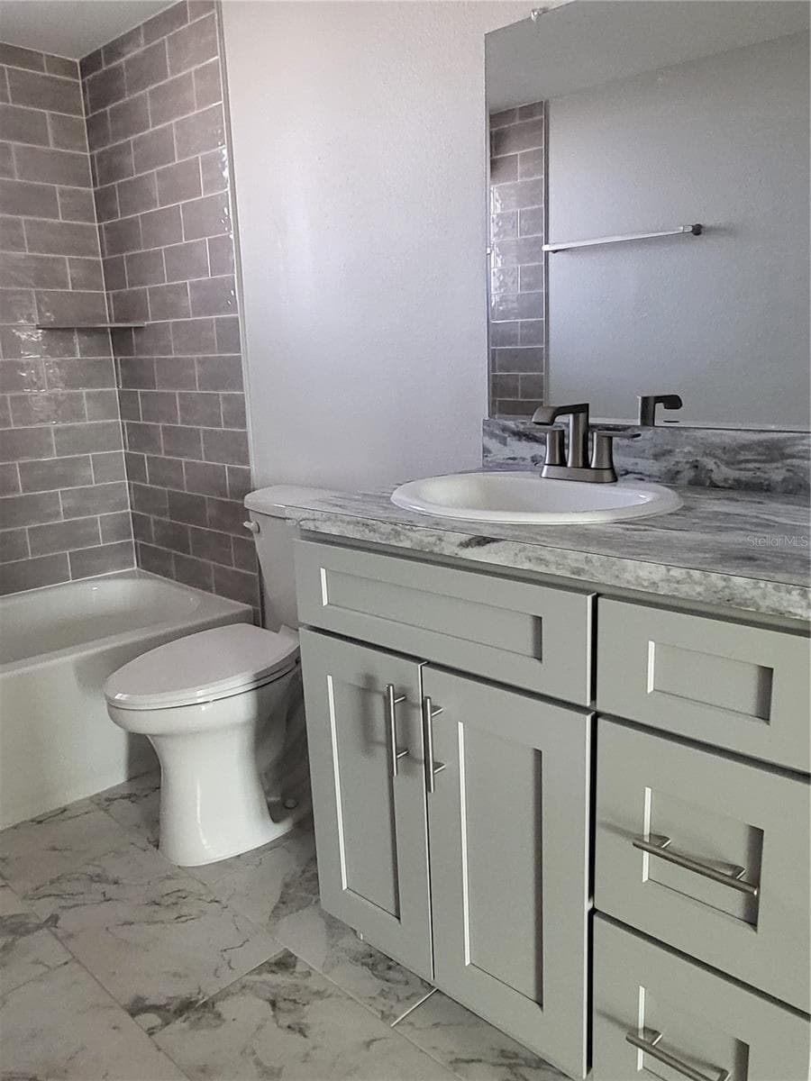 Bathroom View 3 - 4956 HARBOR VILLA LN #103, NEW PORT RICHEY