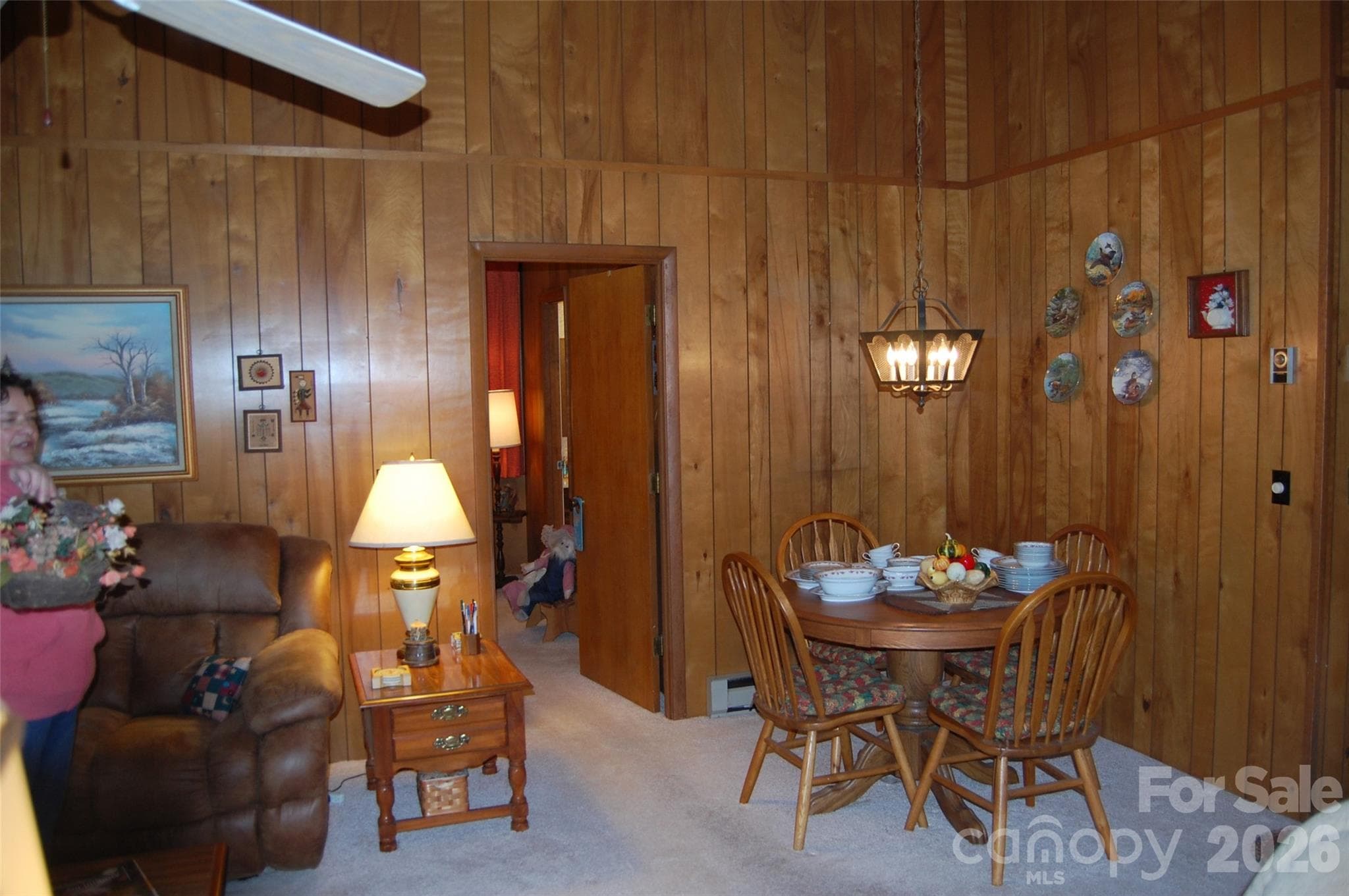 Single Family Residence at 202 Knoll Circle, Newland, photo 7 of 24