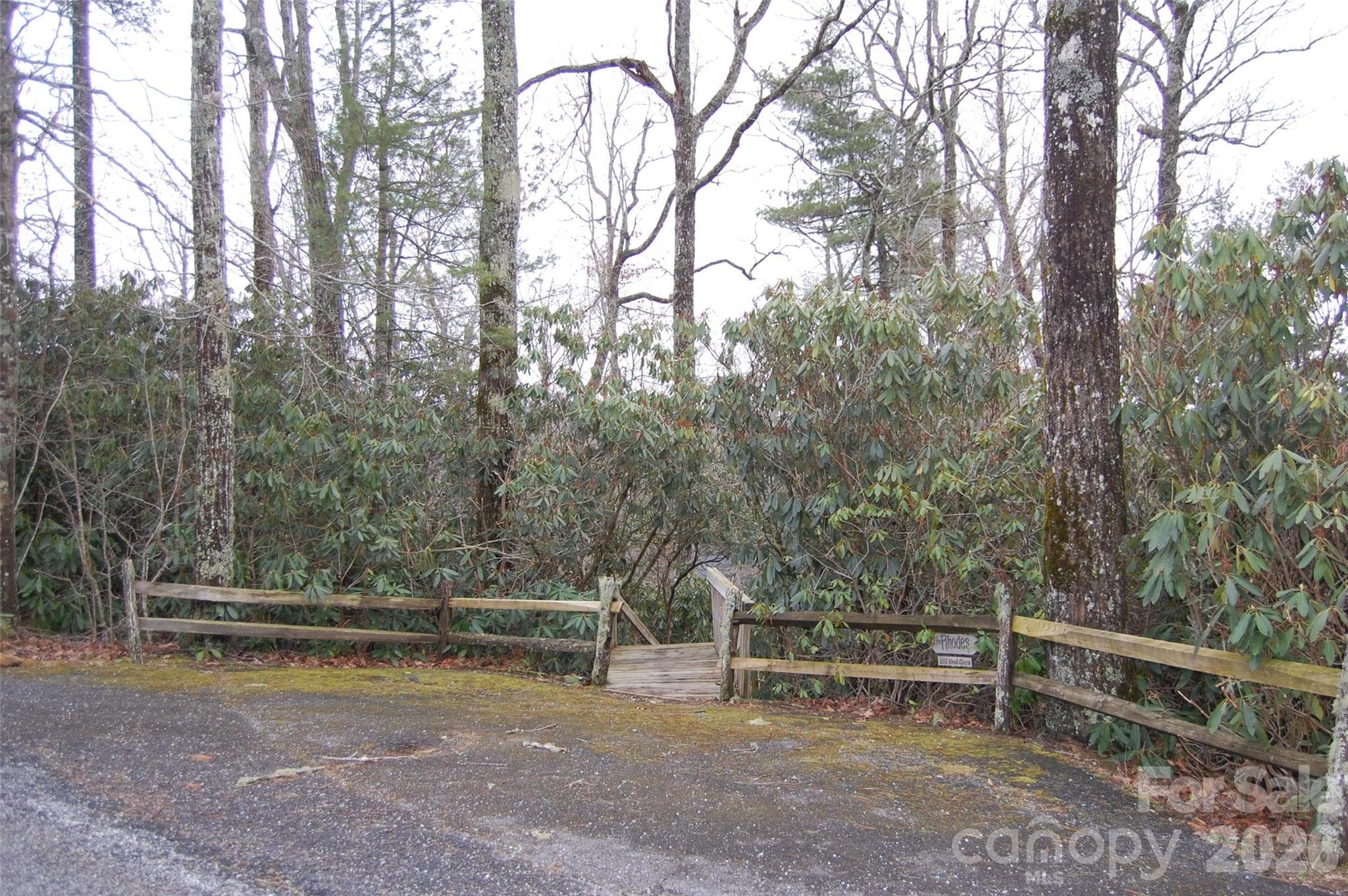 Single Family Residence at 202 Knoll Circle, Newland, photo 17 of 24