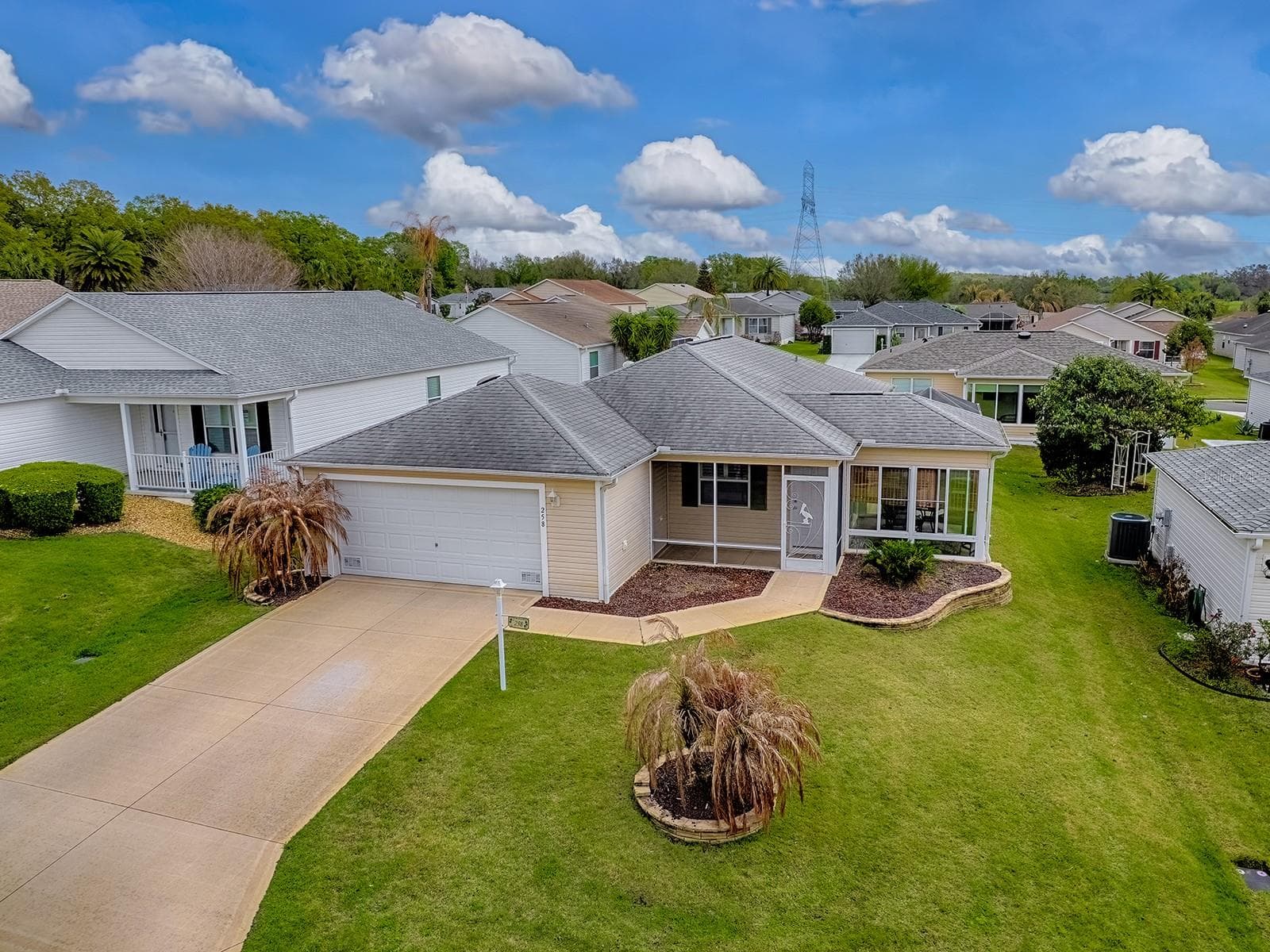 Single Family Residence at 258 ARBELLA LOOP, THE VILLAGES, photo 31 of 38