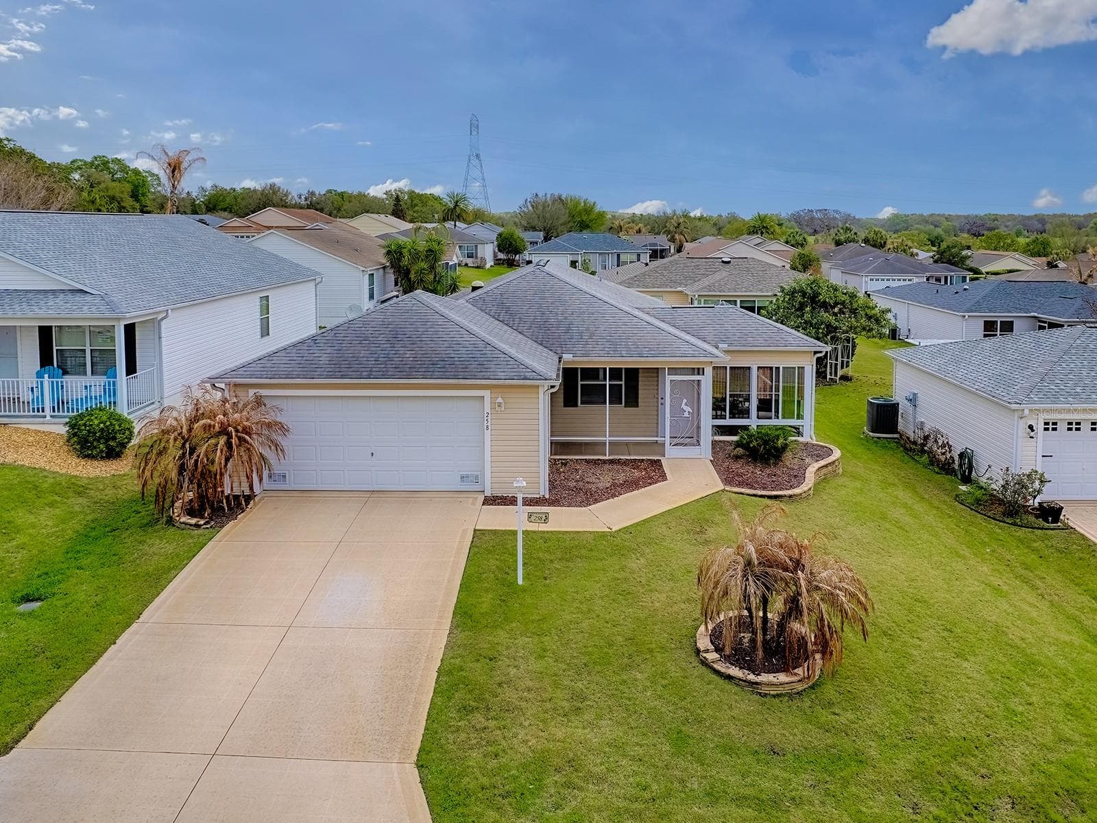 Single Family Residence at 258 ARBELLA LOOP, THE VILLAGES, photo 32 of 38