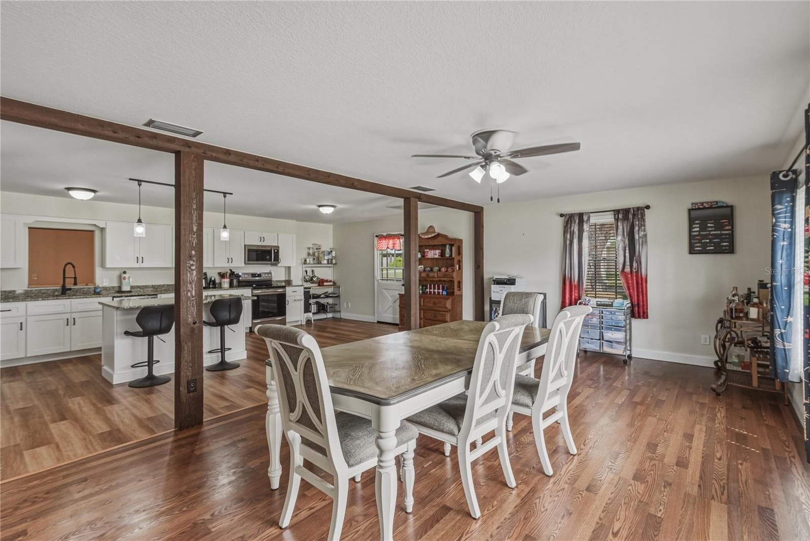 Single Family Residence at 609 W PIPKIN RD, LAKELAND, photo 23 of 48
