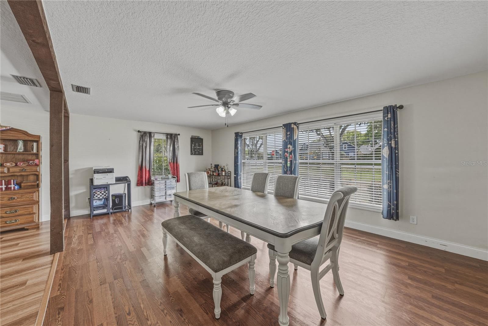 Single Family Residence at 609 W PIPKIN RD, LAKELAND, photo 25 of 48