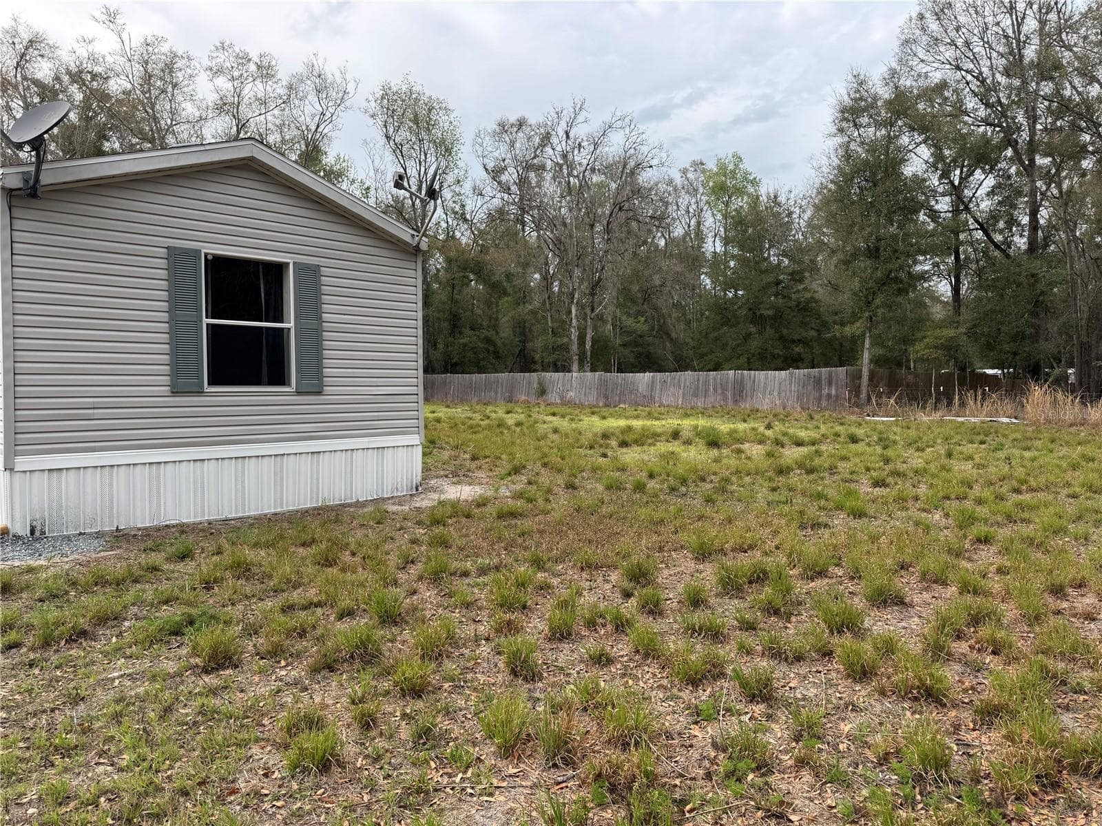 Manufactured Home at 4317 284TH ST, BRANFORD, photo 21 of 45
