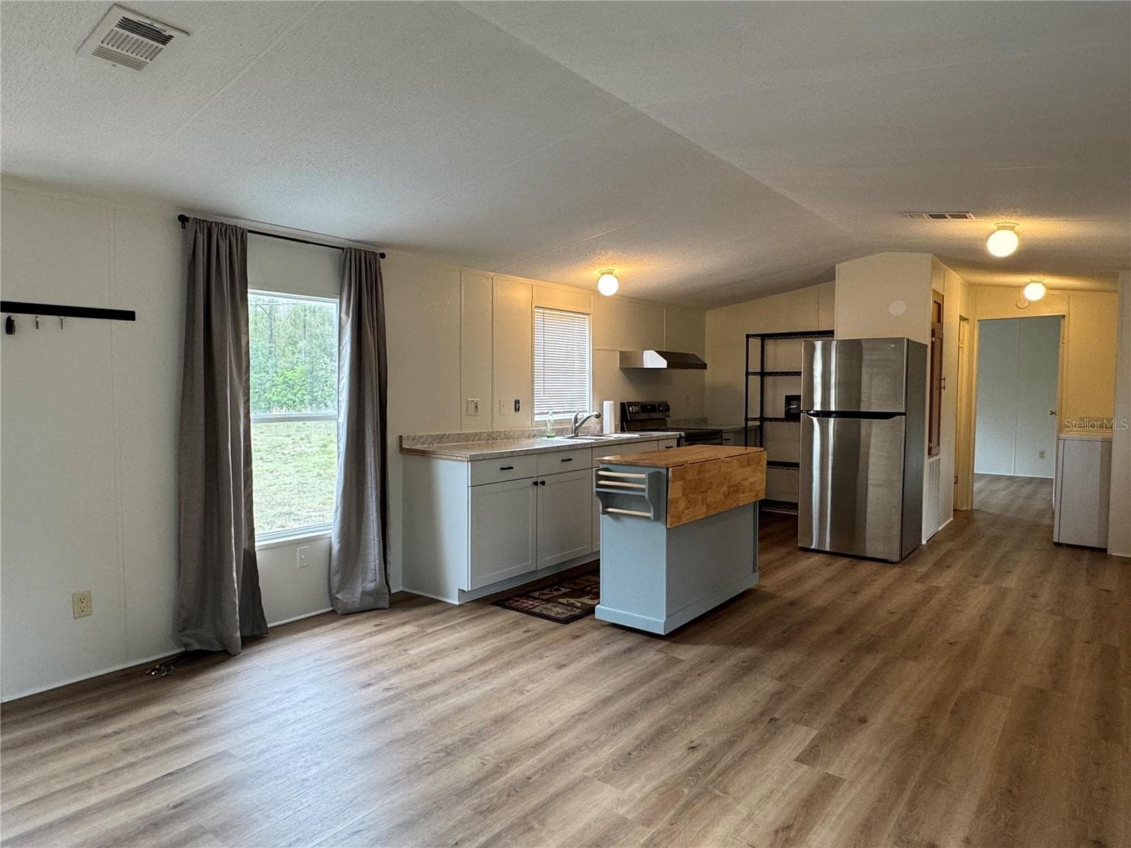 Manufactured Home at 4317 284TH ST, BRANFORD, photo 29 of 45