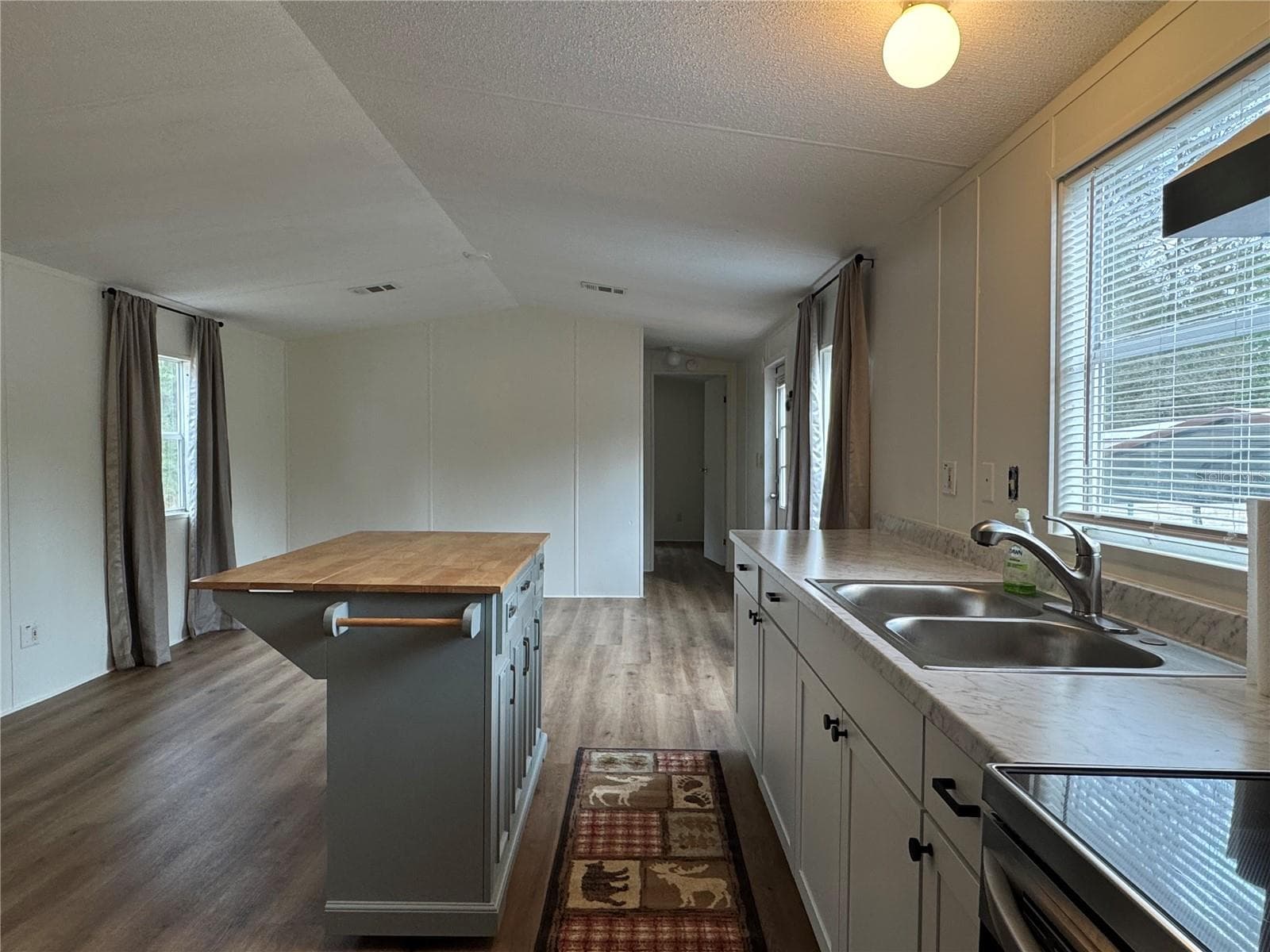 Manufactured Home at 4317 284TH ST, BRANFORD, photo 33 of 45
