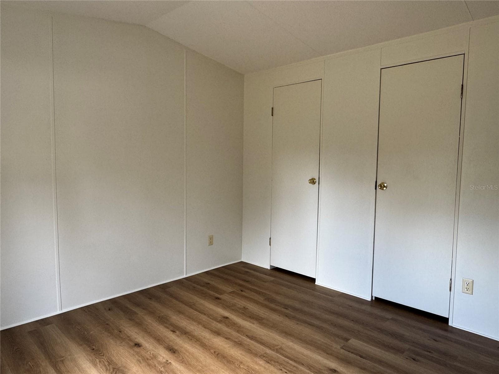 Manufactured Home at 4317 284TH ST, BRANFORD, photo 39 of 45