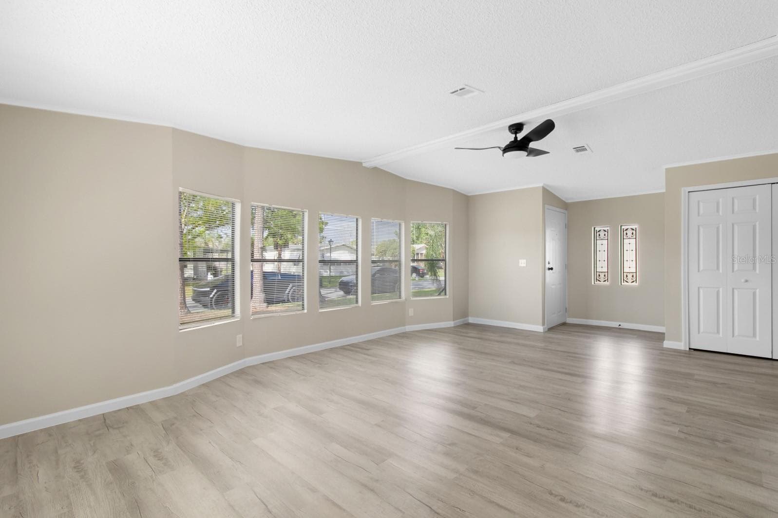 Manufactured Home at 217 ELLSWORTH DR, KISSIMMEE, photo 18 of 58