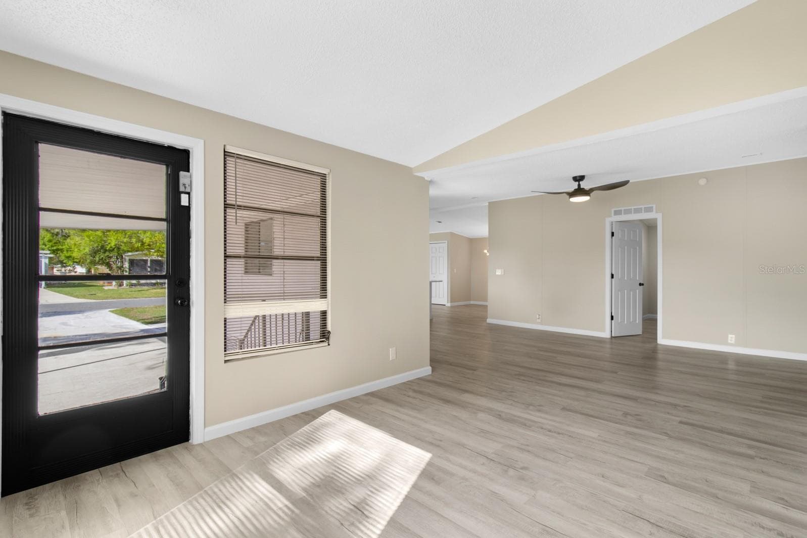 Manufactured Home at 217 ELLSWORTH DR, KISSIMMEE, photo 41 of 58