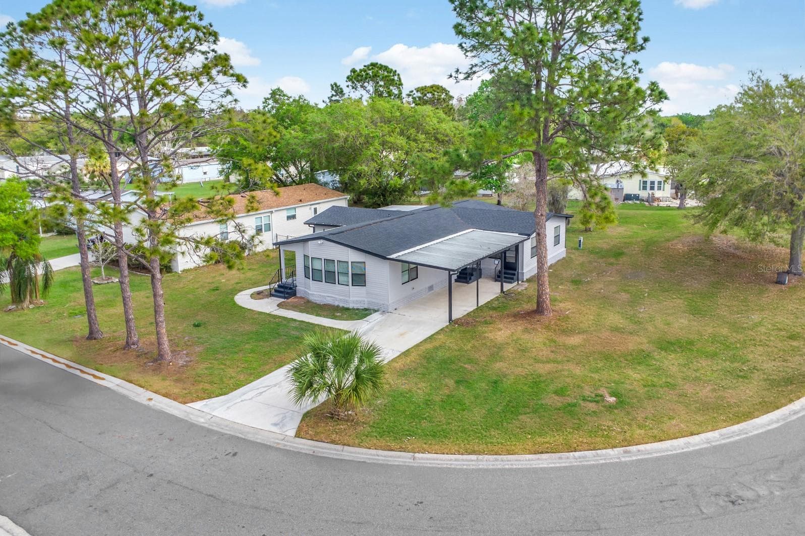 217 ELLSWORTH DR