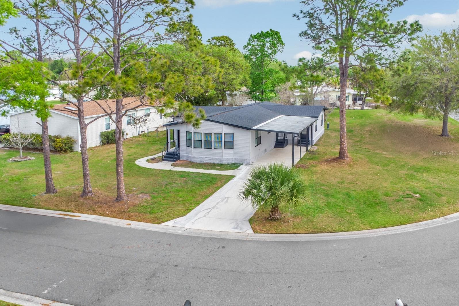 Manufactured Home at 217 ELLSWORTH DR, KISSIMMEE, photo 50 of 58