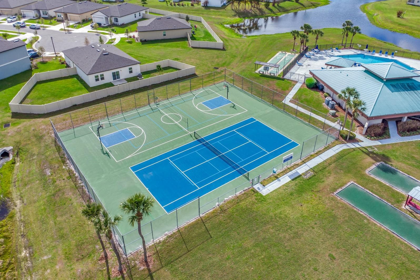 Manufactured Home at 217 ELLSWORTH DR, KISSIMMEE, photo 56 of 58