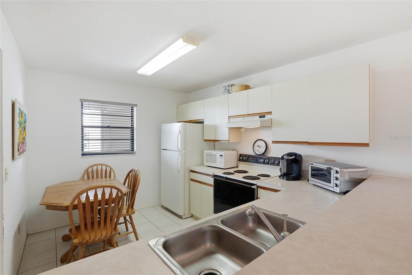 Condominium at 175 KINGS HWY #635, PUNTA GORDA, photo 7 of 29