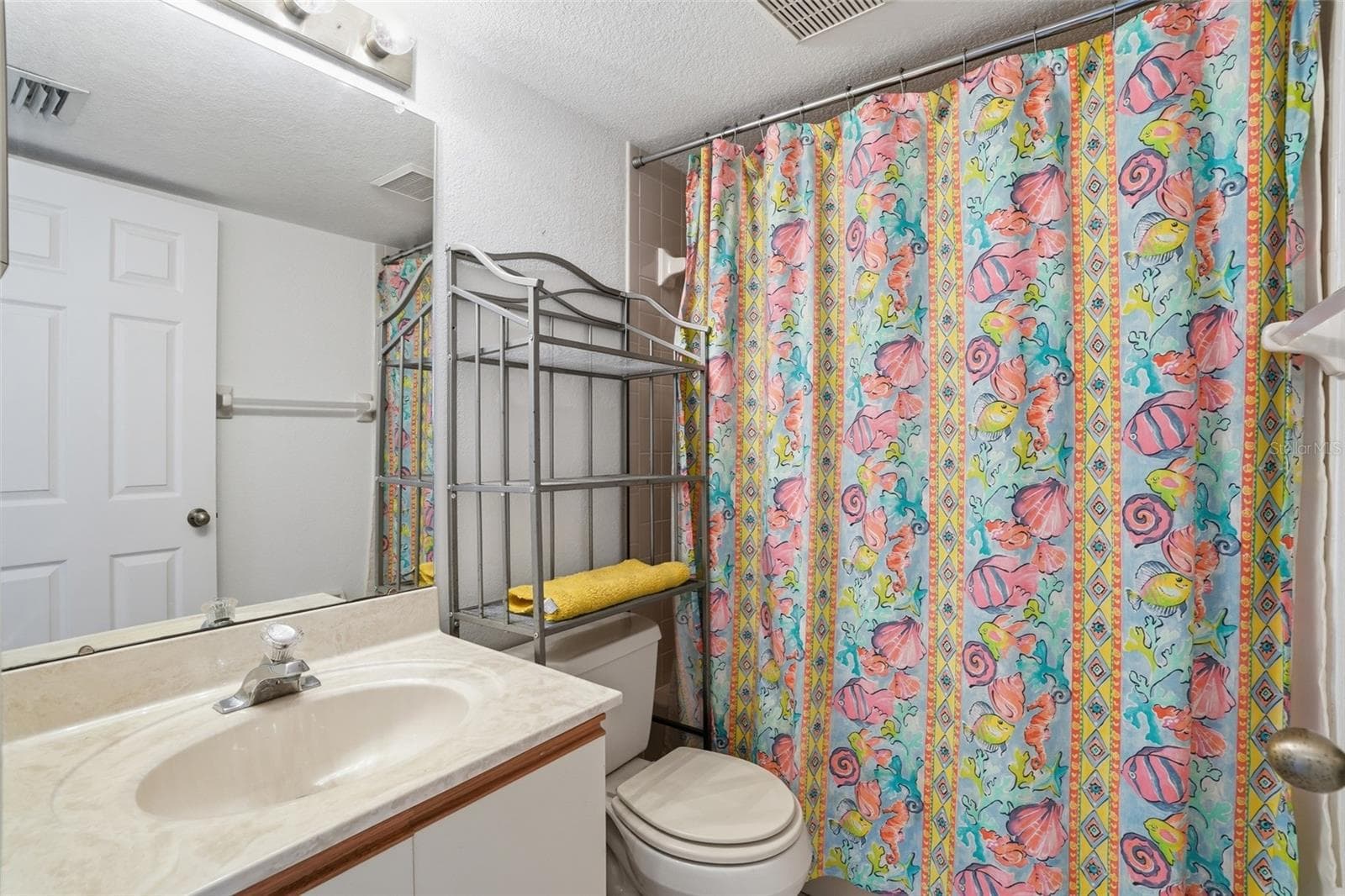 Condominium at 175 KINGS HWY #635, PUNTA GORDA, photo 16 of 29