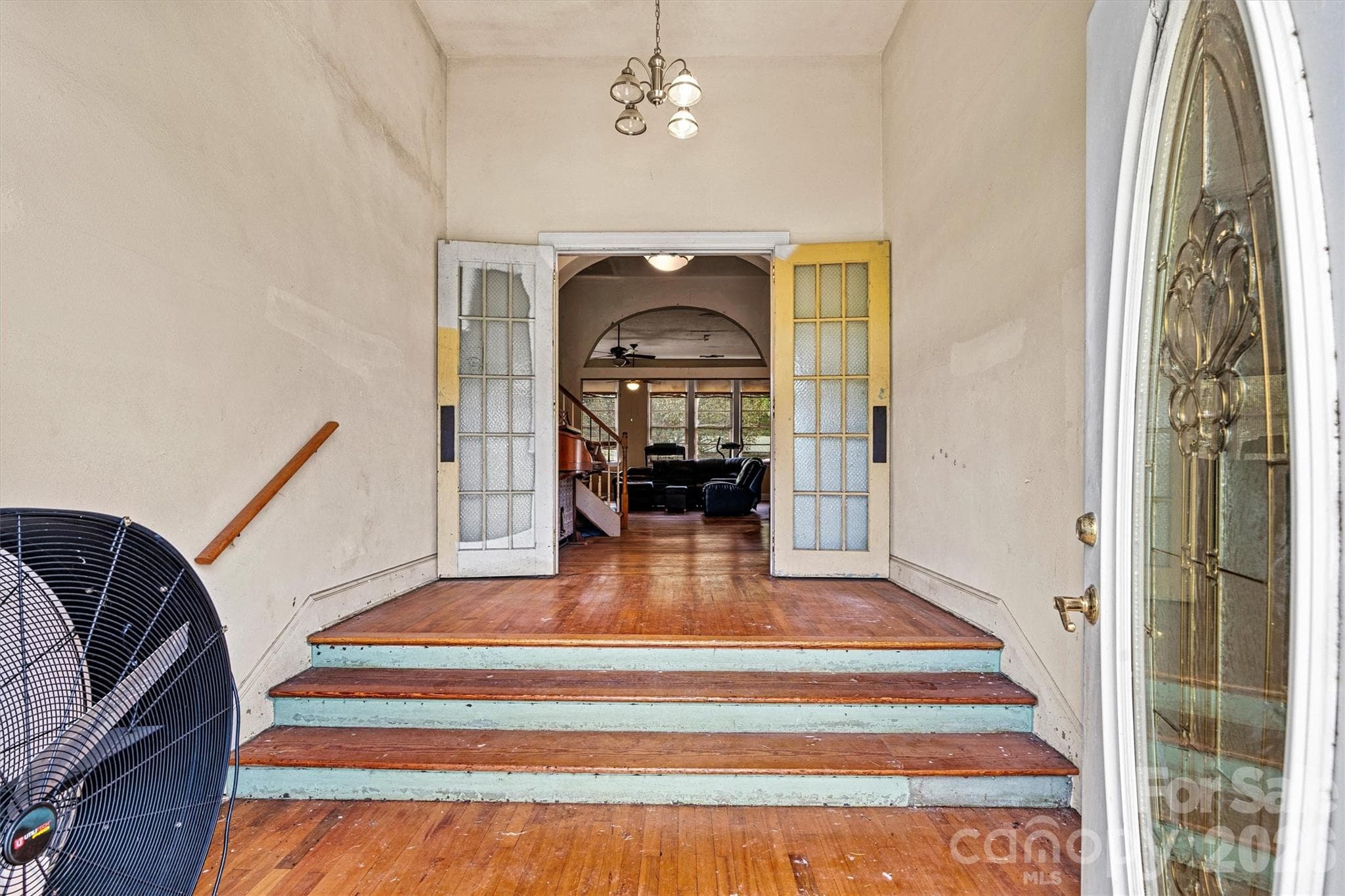 Foyer - 1318 Ostwalt Amity Road, Cleveland