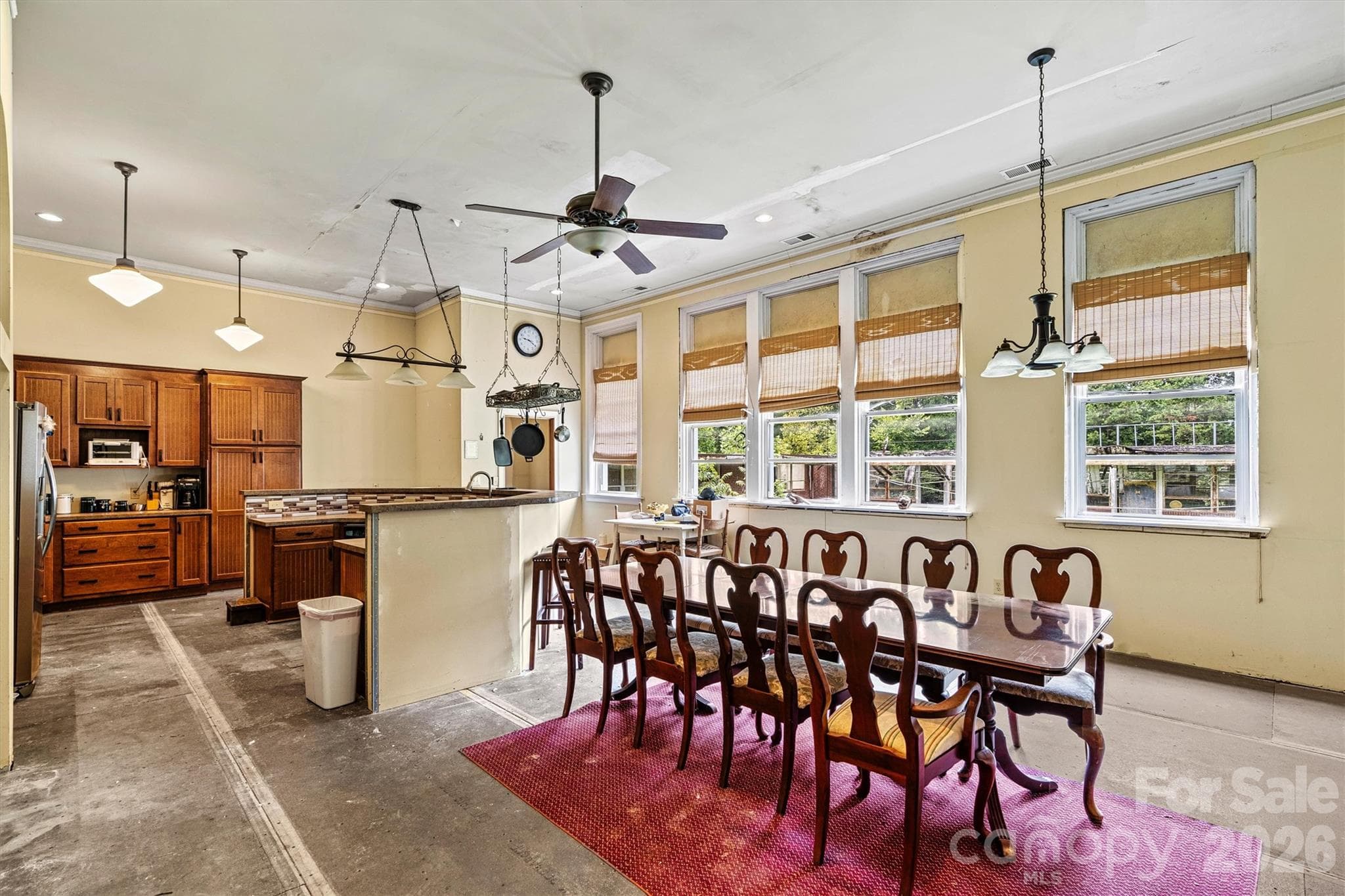 Single Family Residence at 1318 Ostwalt Amity Road, Cleveland, photo 9 of 19