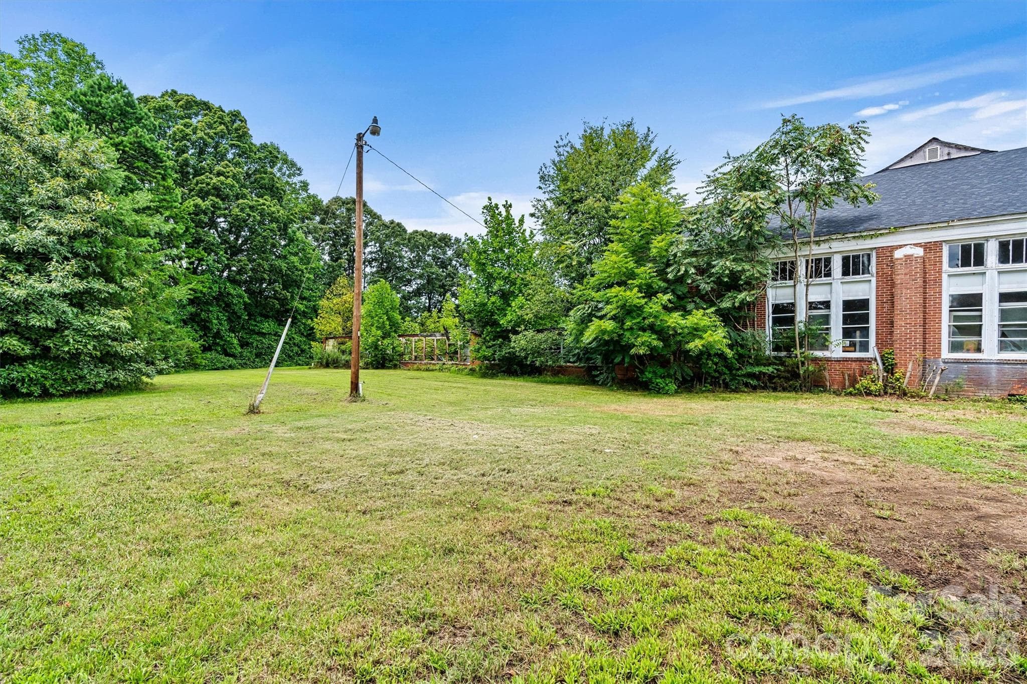 Single Family Residence at 1318 Ostwalt Amity Road, Cleveland, photo 18 of 19