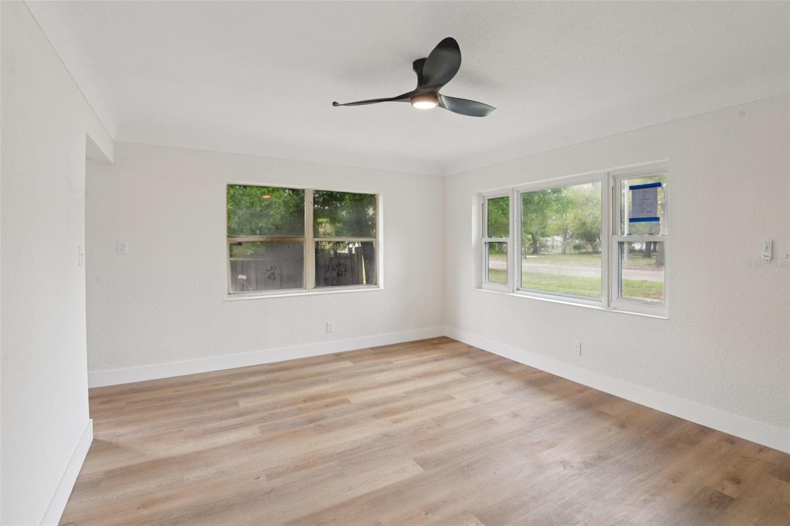Single Family Residence at 3468 9TH AVE N, ST PETERSBURG, photo 3 of 25