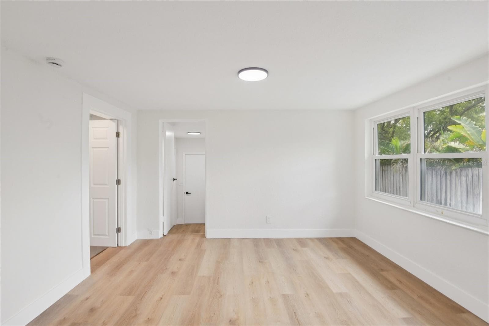Single Family Residence at 3468 9TH AVE N, ST PETERSBURG, photo 13 of 25