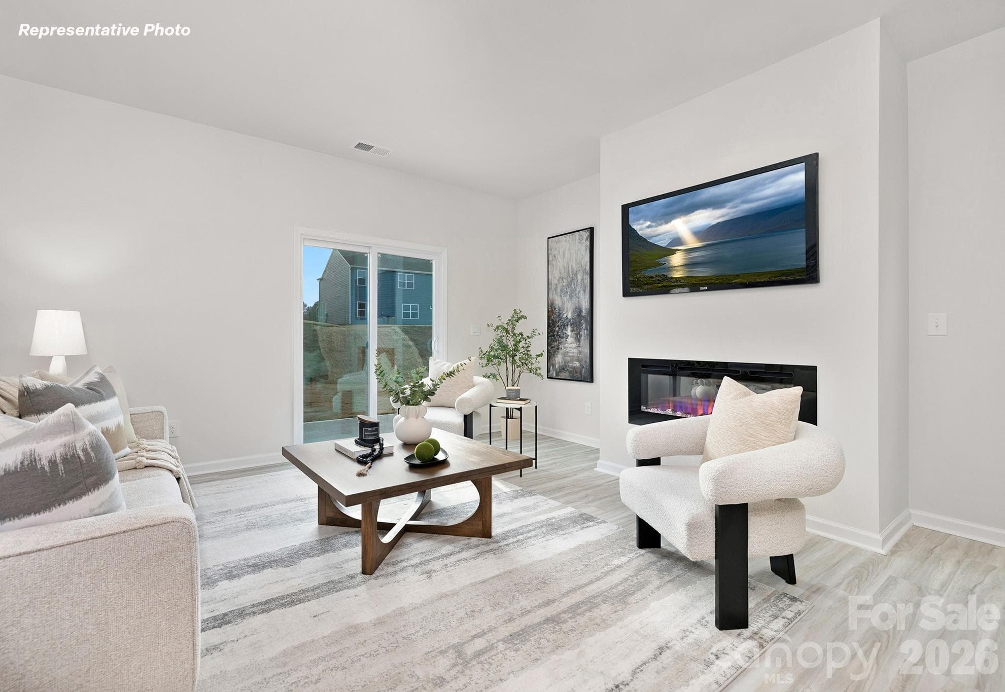 Single Family Residence at Newton, photo 3 of 29