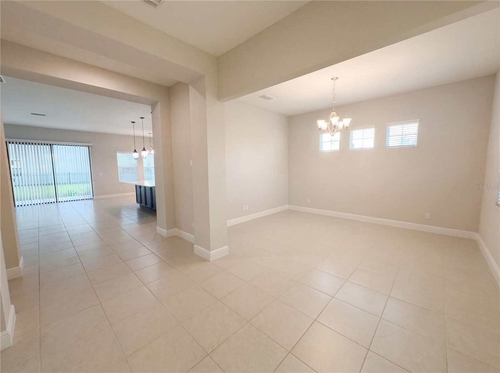 Single Family Residence at 11277 RUSTIC TIMBER LOOP, SAN ANTONIO, photo 9 of 55